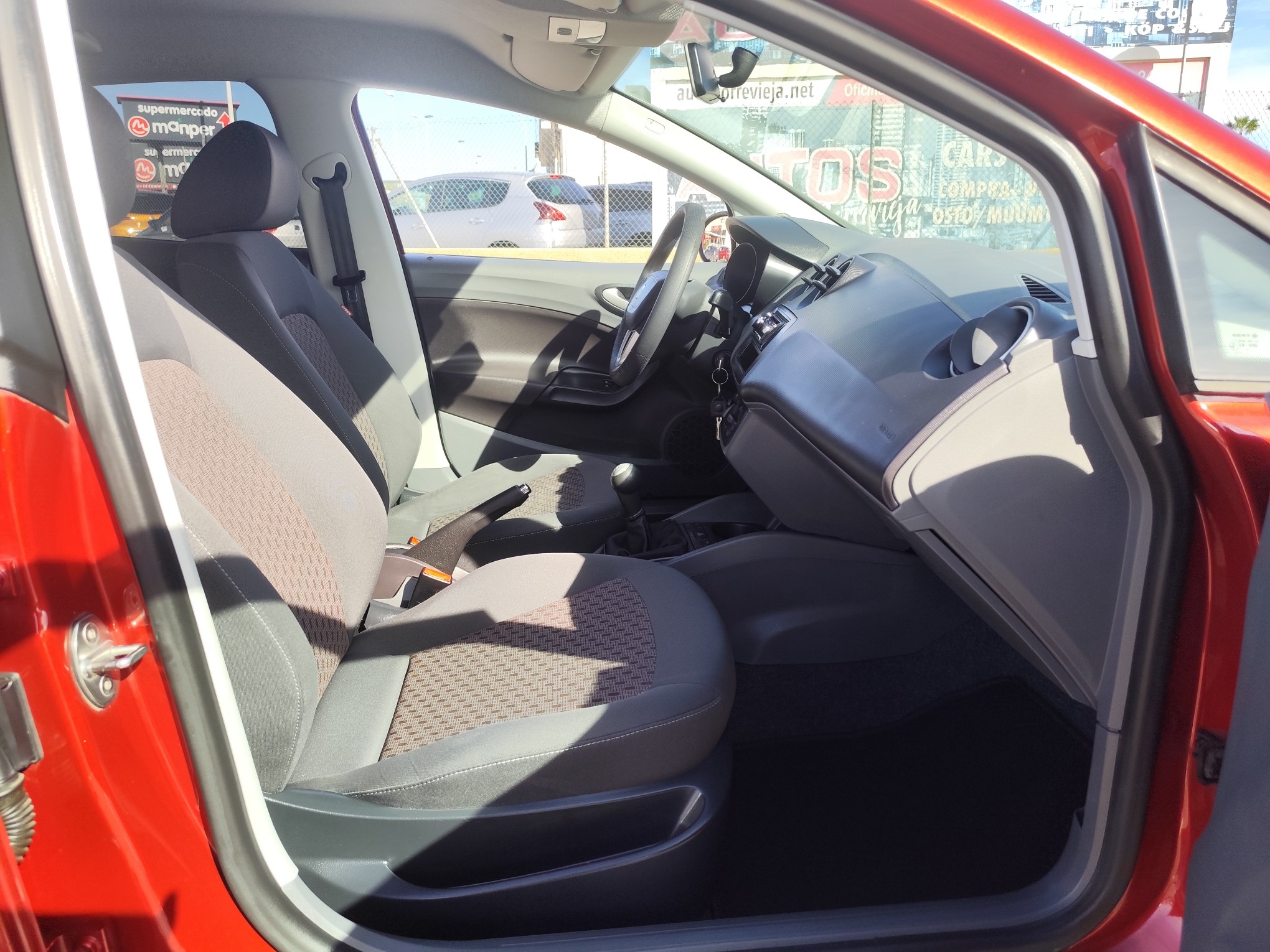 SEAT IBIZA 1.2 GASOLINA 70 CV 2009 178.000 KM MANUAL