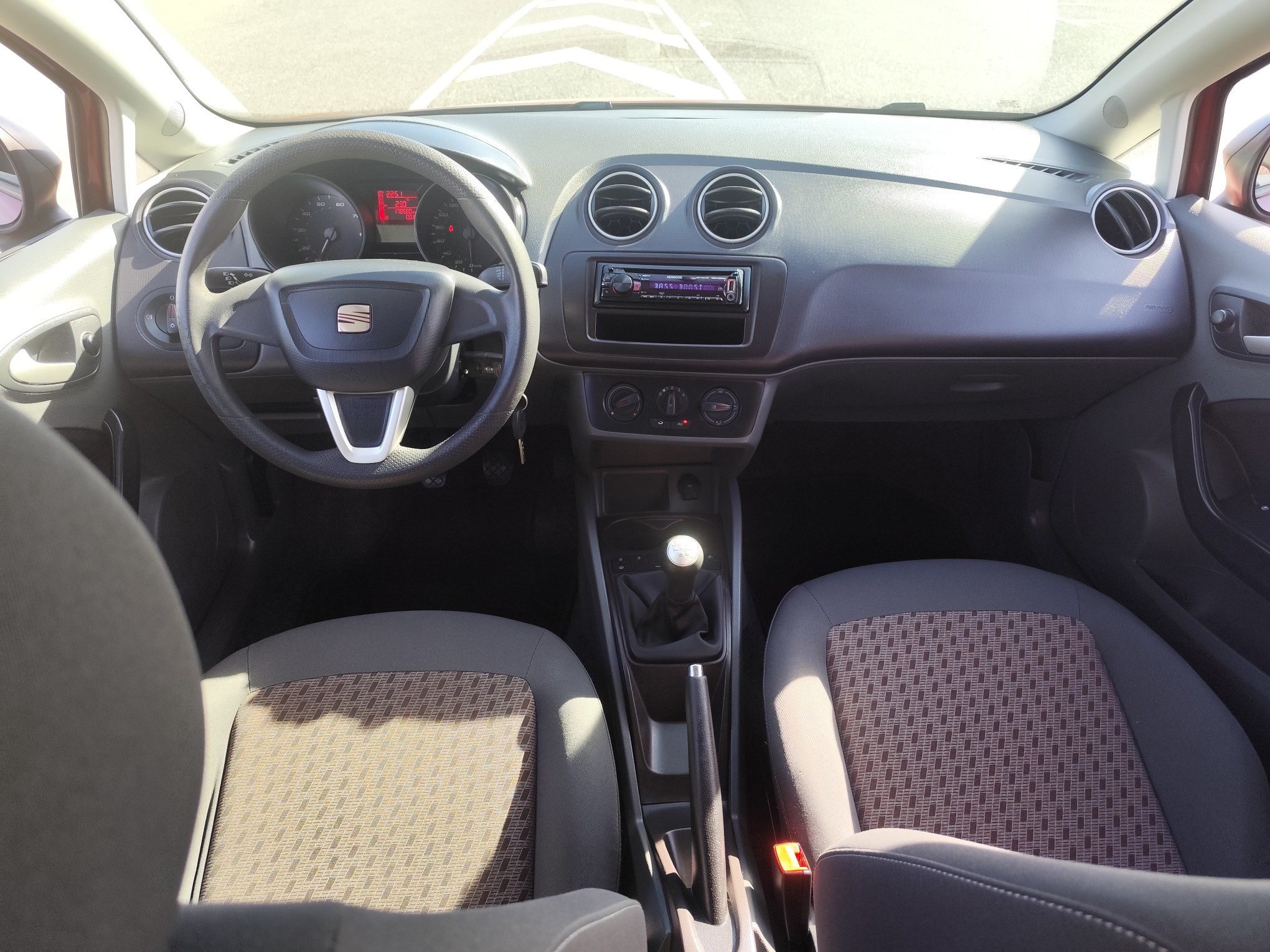 SEAT IBIZA 1.2 GASOLINA 70 CV 2009 178.000 KM MANUAL