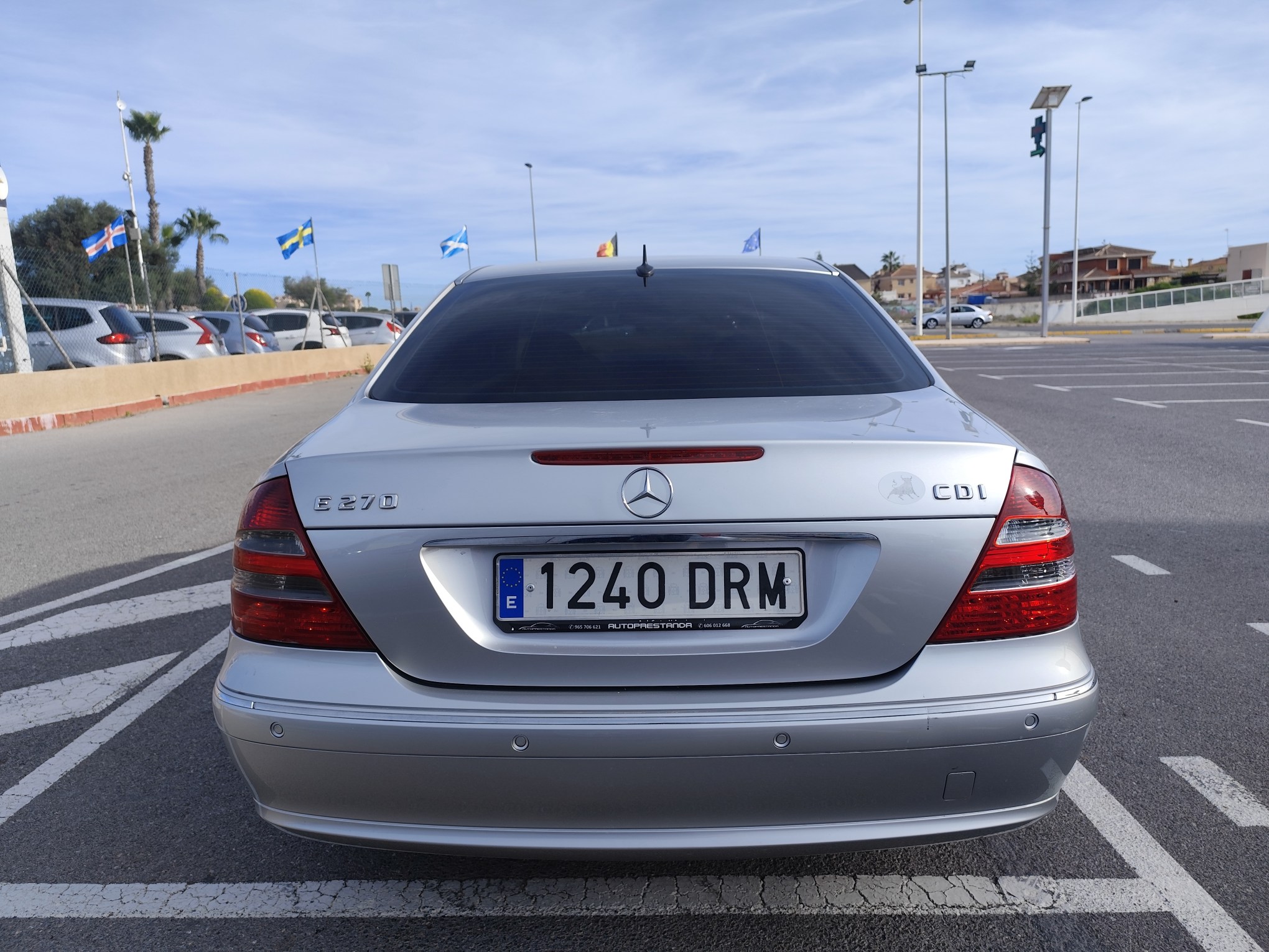 MERCEDES-BENZ E270 2.7 DIESEL 177 CV 2003 221.000 KM AUTOMATICO