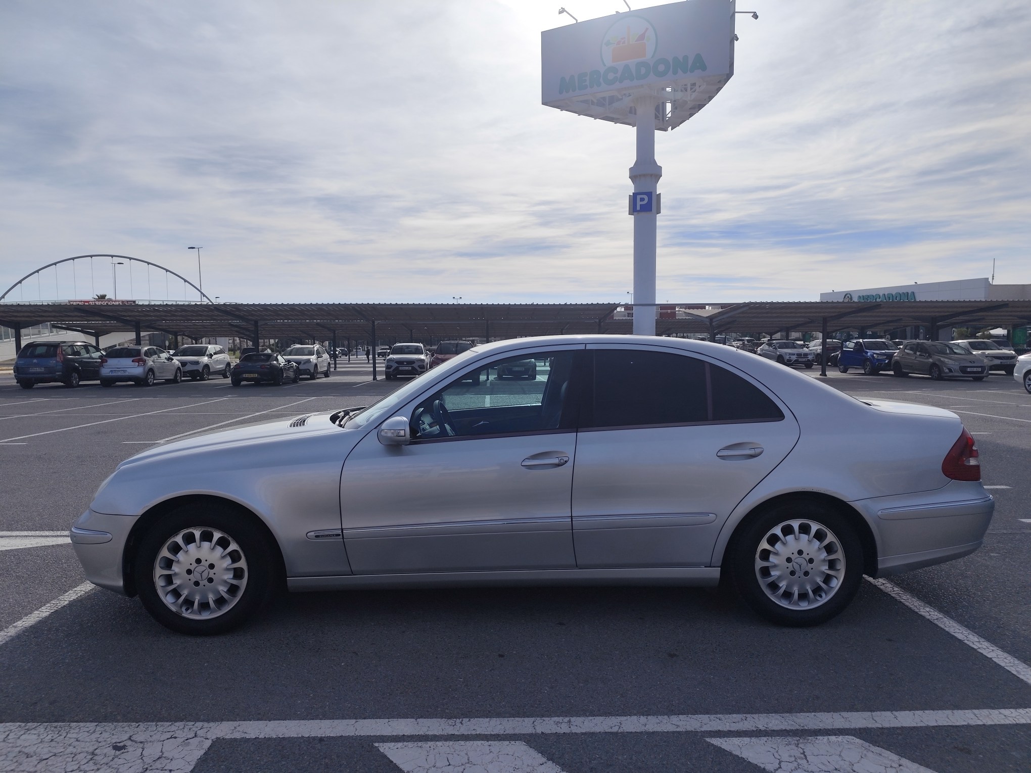 MERCEDES-BENZ E270 2.7 DIESEL 177 CV 2003 221.000 KM AUTOMATICO
