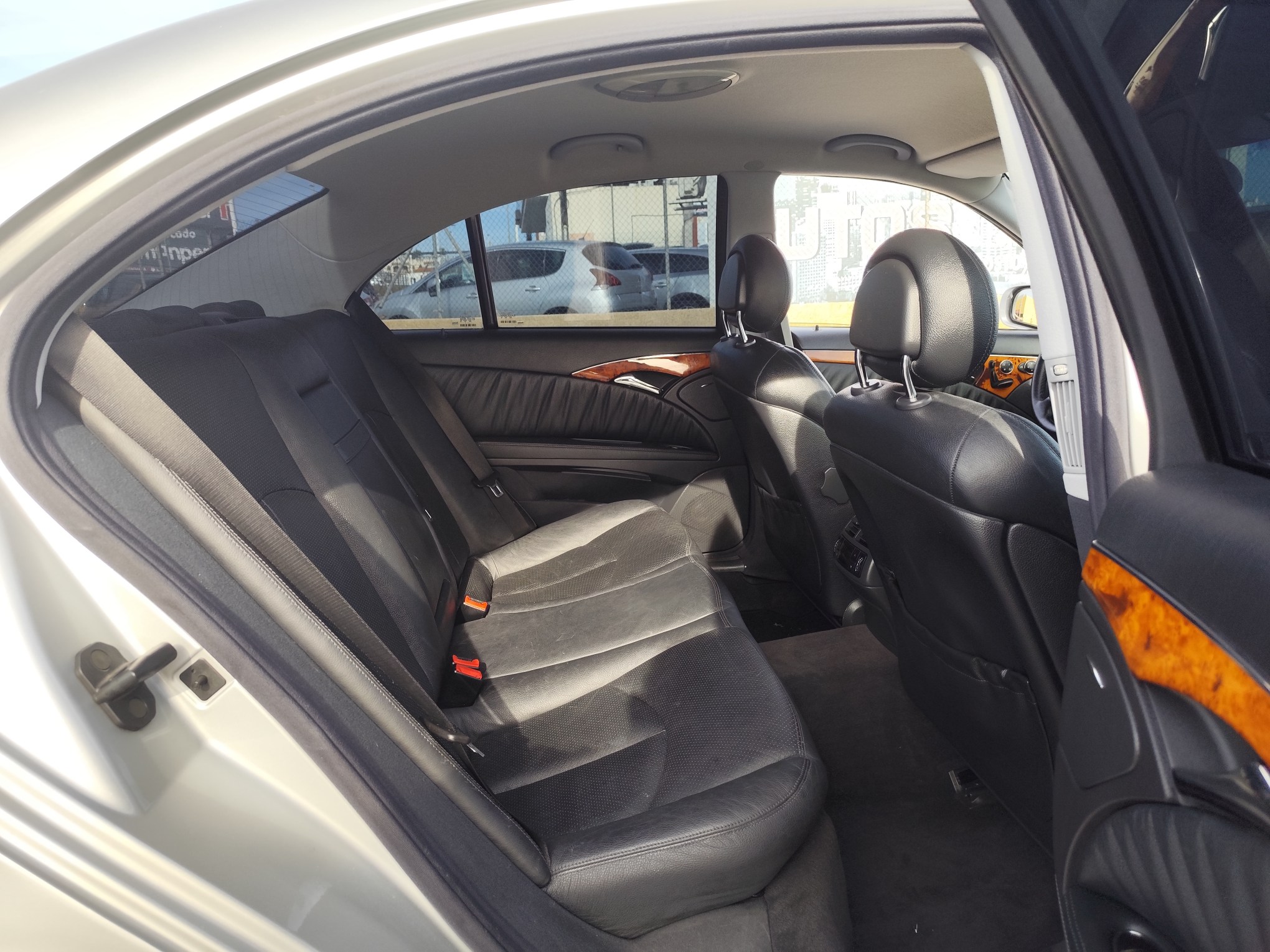 MERCEDES-BENZ E270 2.7 DIESEL 177 CV 2003 221.000 KM AUTOMATICO