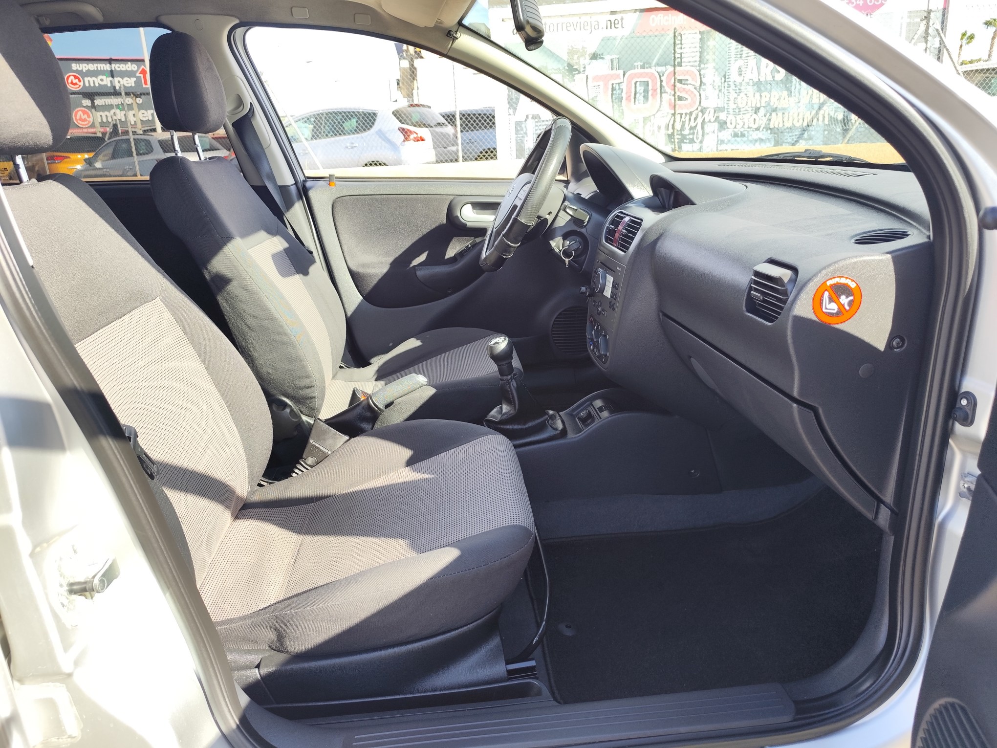 OPEL CORSA 1.2 GASOLINA 75 CV 126.000 KM 2004 MANUAL