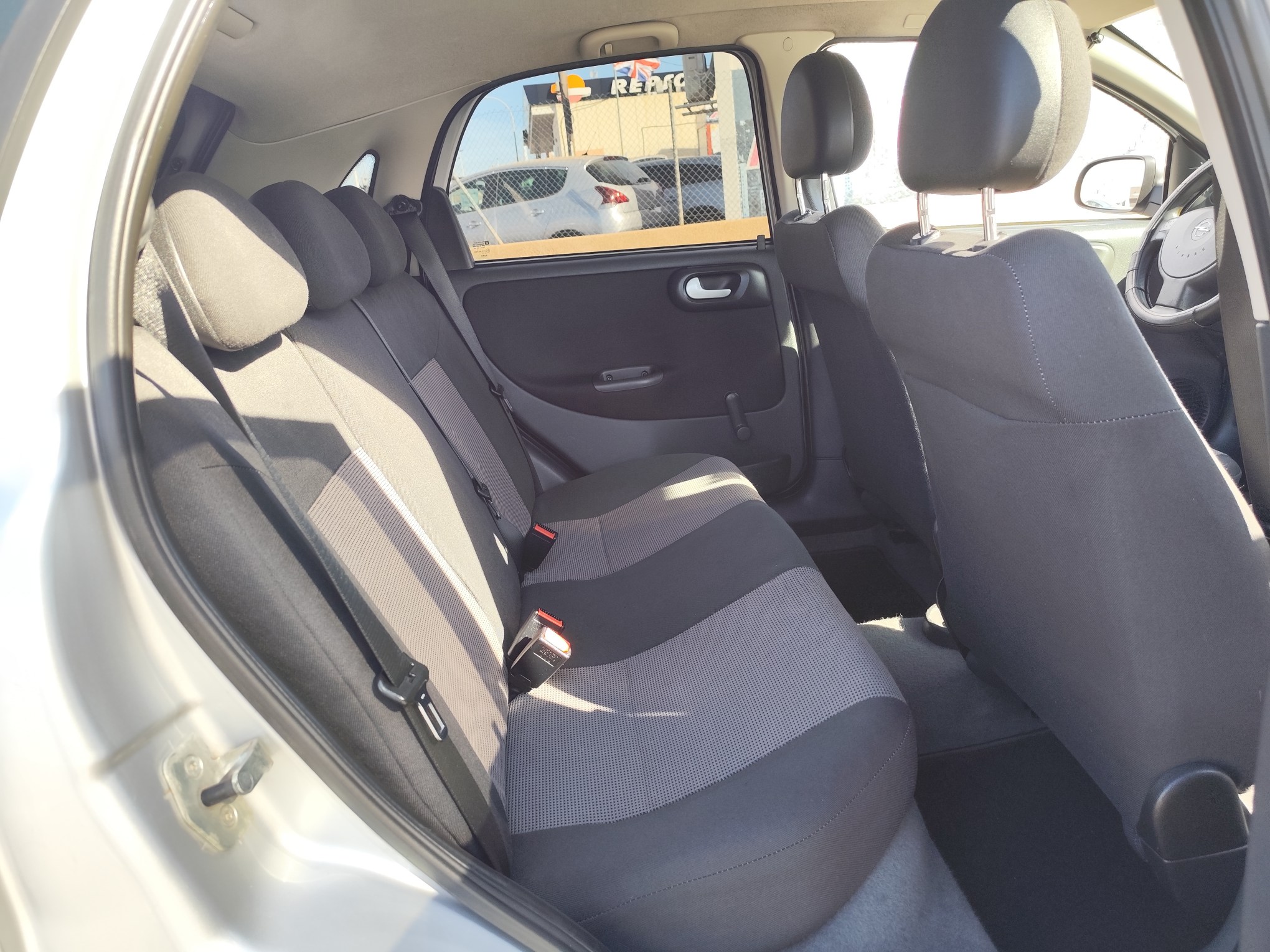 OPEL CORSA 1.2 GASOLINA 75 CV 126.000 KM 2004 MANUAL