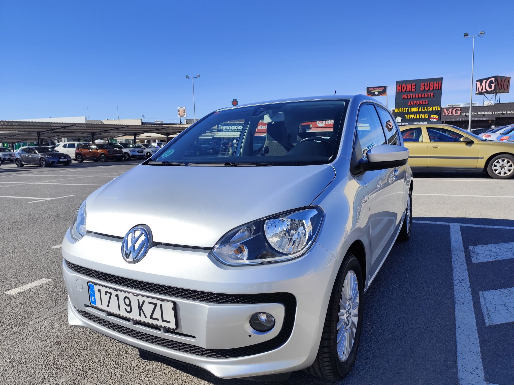 VOLKSWAGEN UP 1.0 GASOLINA 75 CV SOLO 35.000 KM 2016 MANUAL