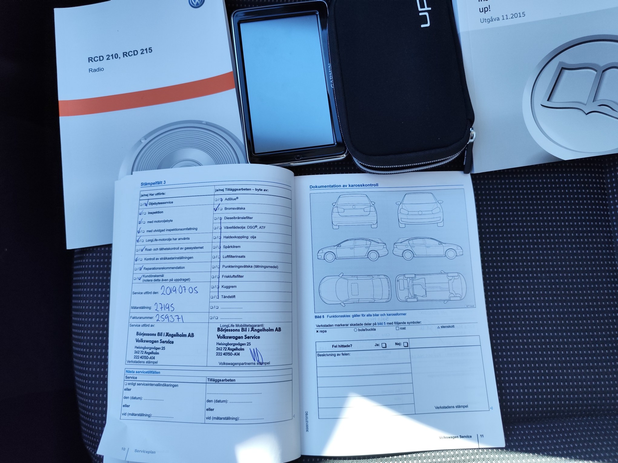 VOLKSWAGEN UP 1.0 GASOLINA 75 CV SOLO 35.000 KM 2016 MANUAL