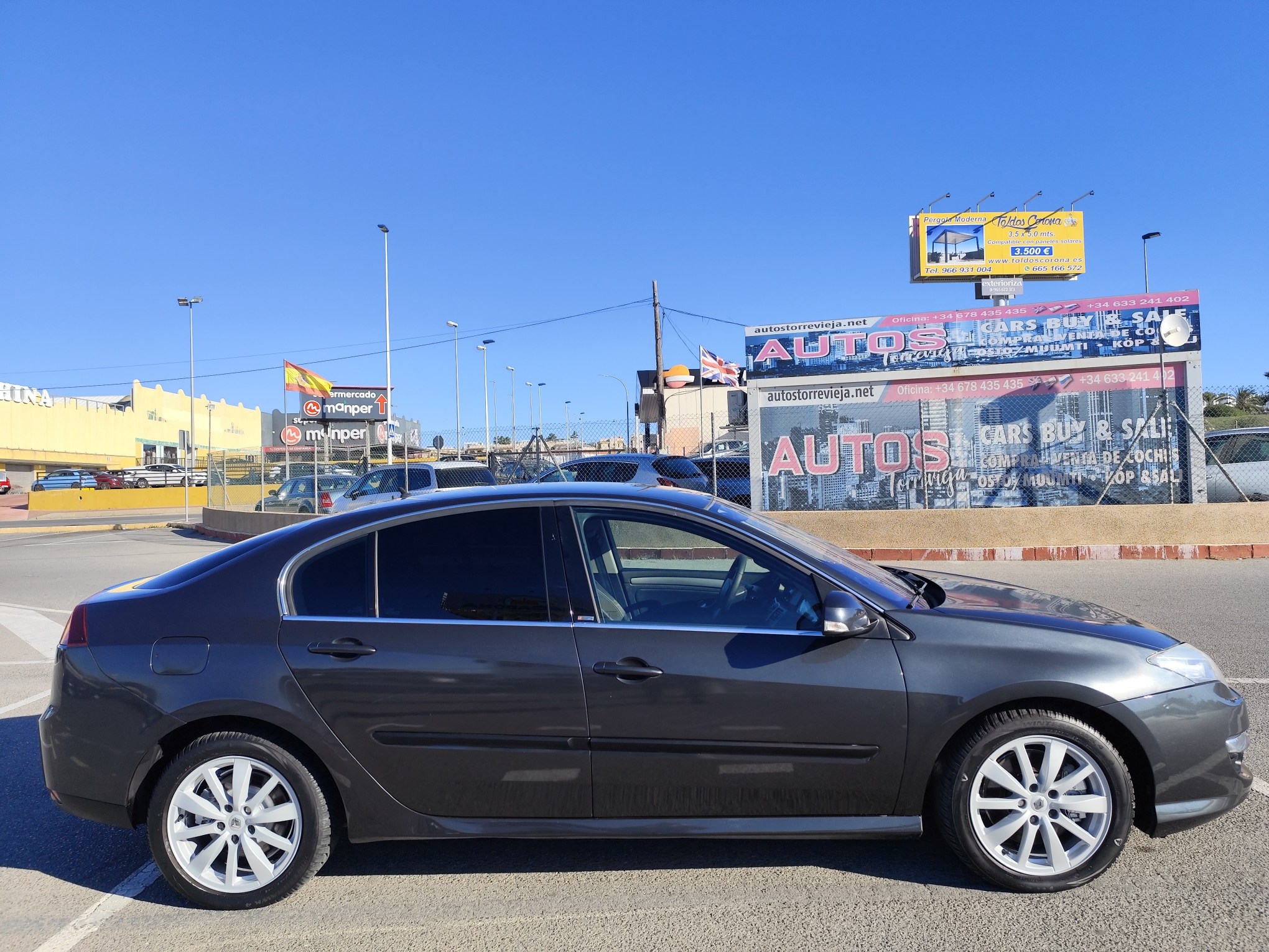 RENAULT LAGUNA 2.0 DIESEL 173 CV 199.000 KM 2011 AUTOMATICO