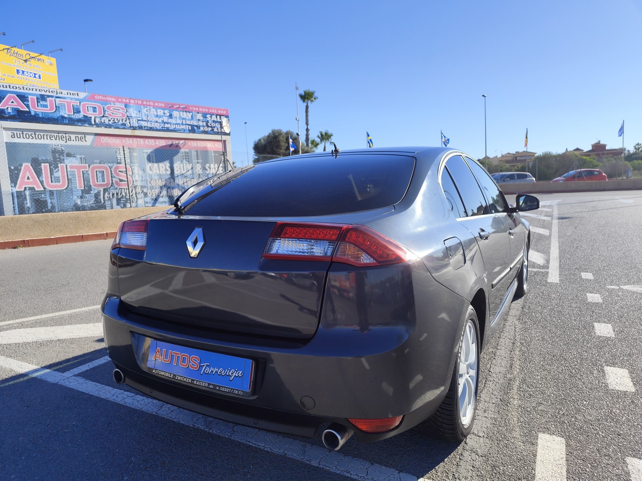 RENAULT LAGUNA 2.0 DIESEL 173 CV 199.000 KM 2011 AUTOMATICO