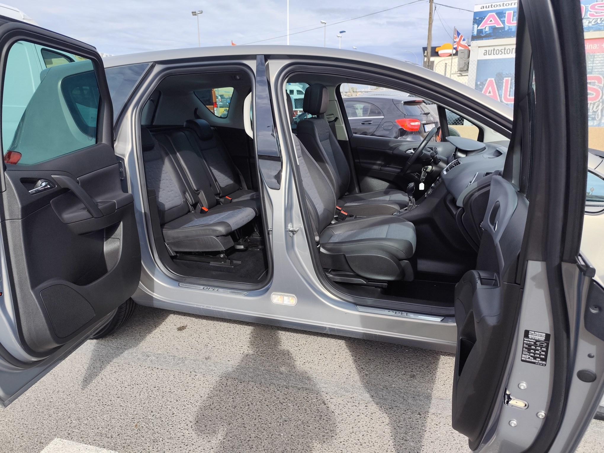 OPEL MERIVA 1.7 DIESEL 100 CV 2011 135.000 KM AUTOMATICO