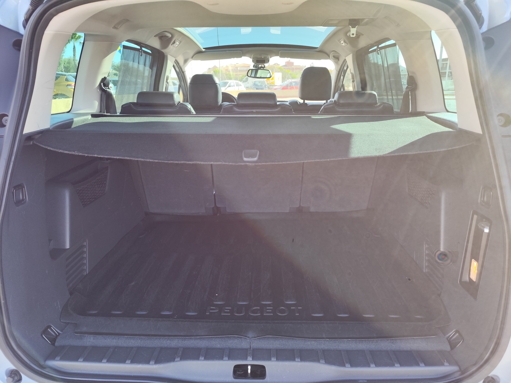 PEUGEOT 5008 1.6 GASOLINA 155 CV 2011 115.000 KM AUTOMATICO