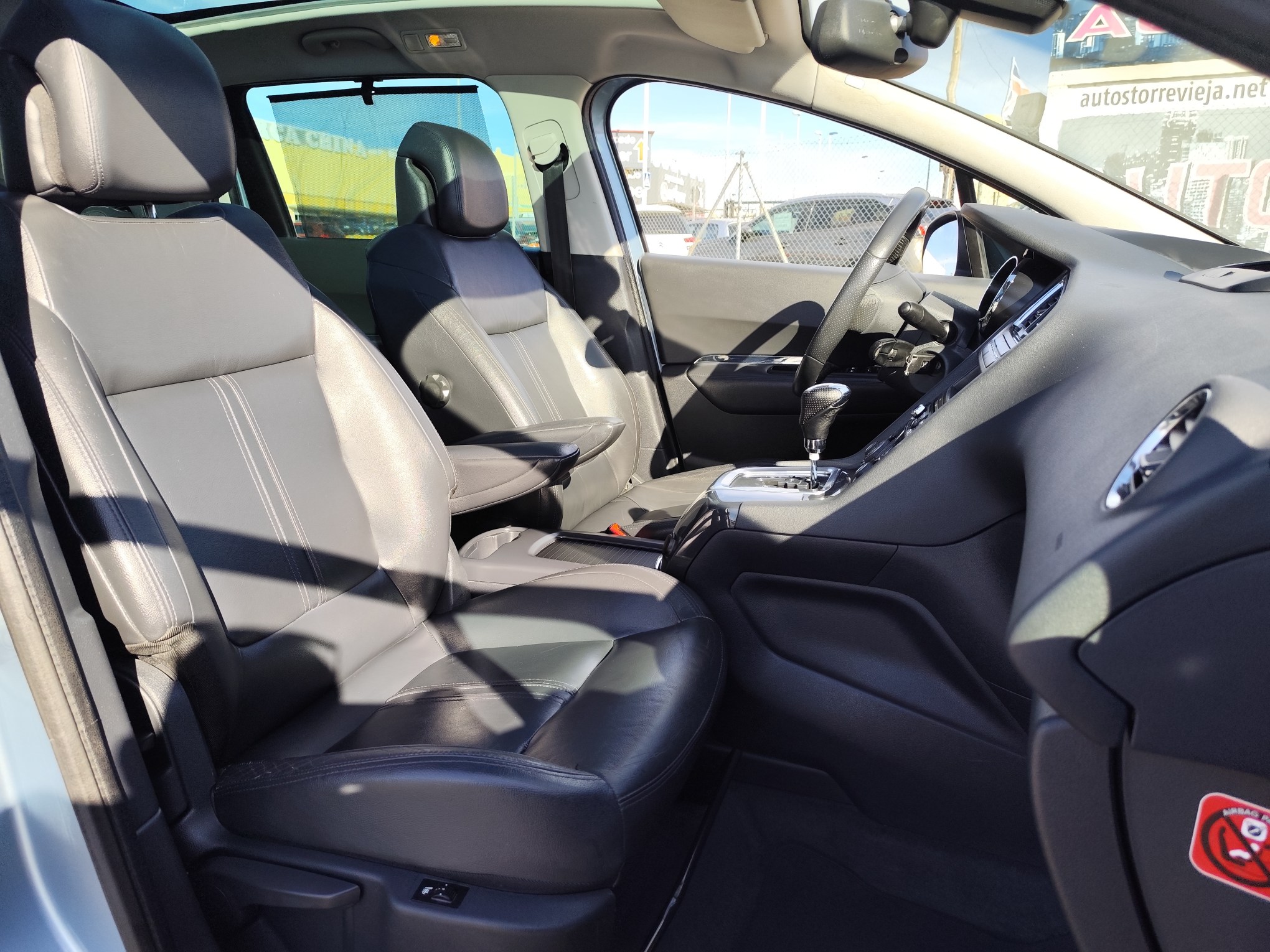 PEUGEOT 5008 1.6 GASOLINA 155 CV 2011 115.000 KM AUTOMATICO