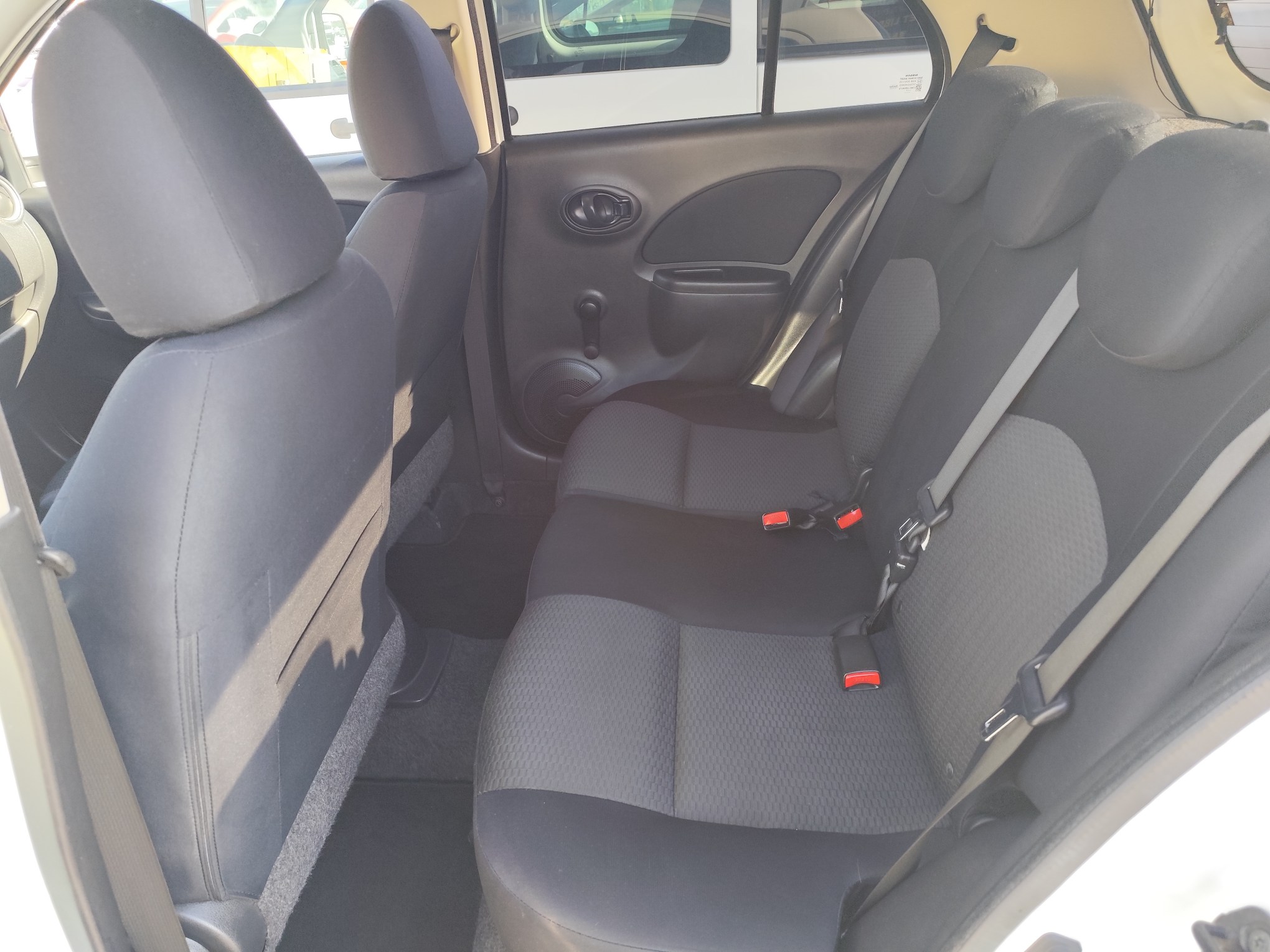 NISSAN MICRA 1.2 GASOLINA 80 CV 2011 100.000 KM AUTOMATICO