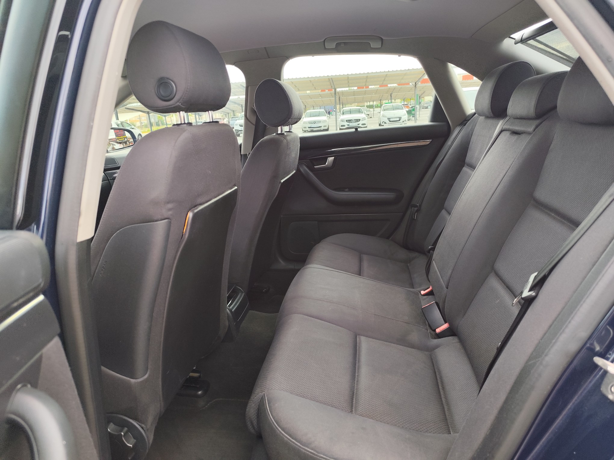 AUDI A-4 2.0 GASOLINA 130 CV 2004 233.000 KM MANUAL