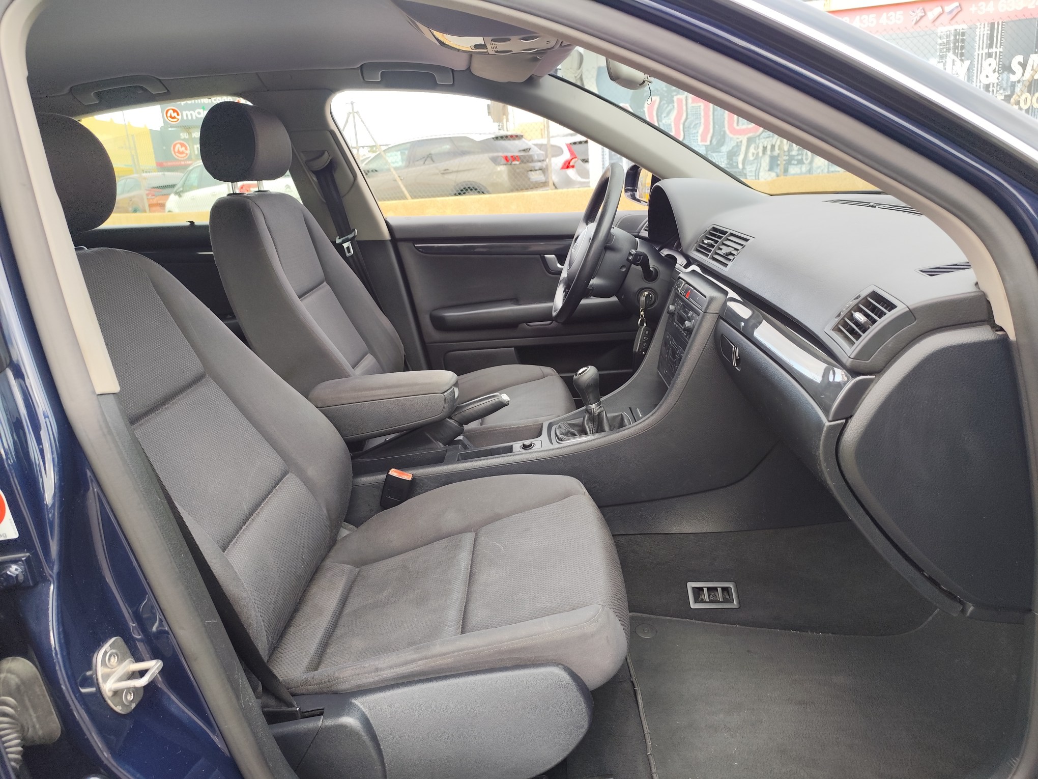 AUDI A-4 2.0 GASOLINA 130 CV 2004 233.000 KM MANUAL