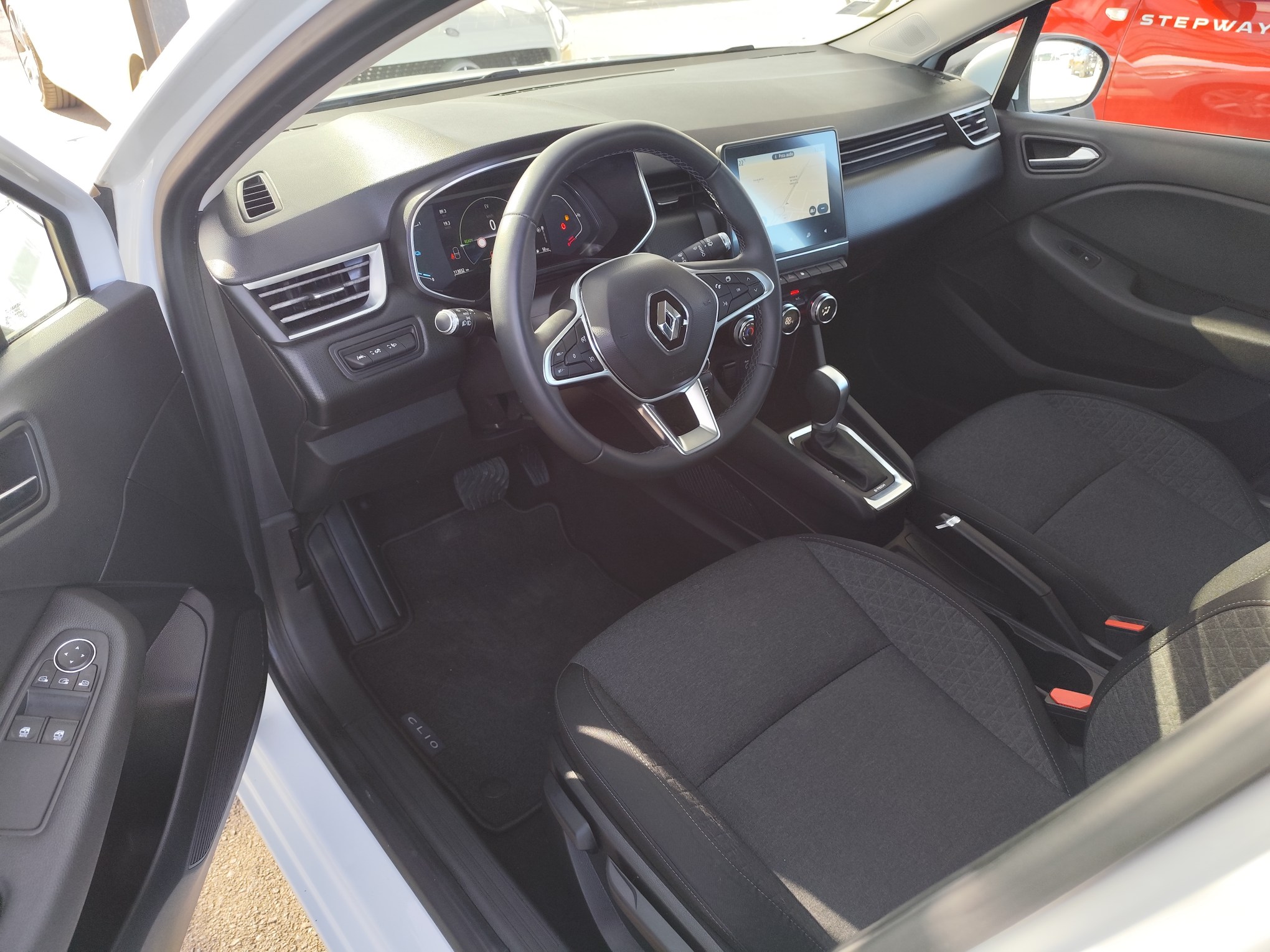 RENAULT CLIO E-TECH HYBRID 1.6 GASOLINA 140 CV 2021 113.000 KM AUTOMATICO