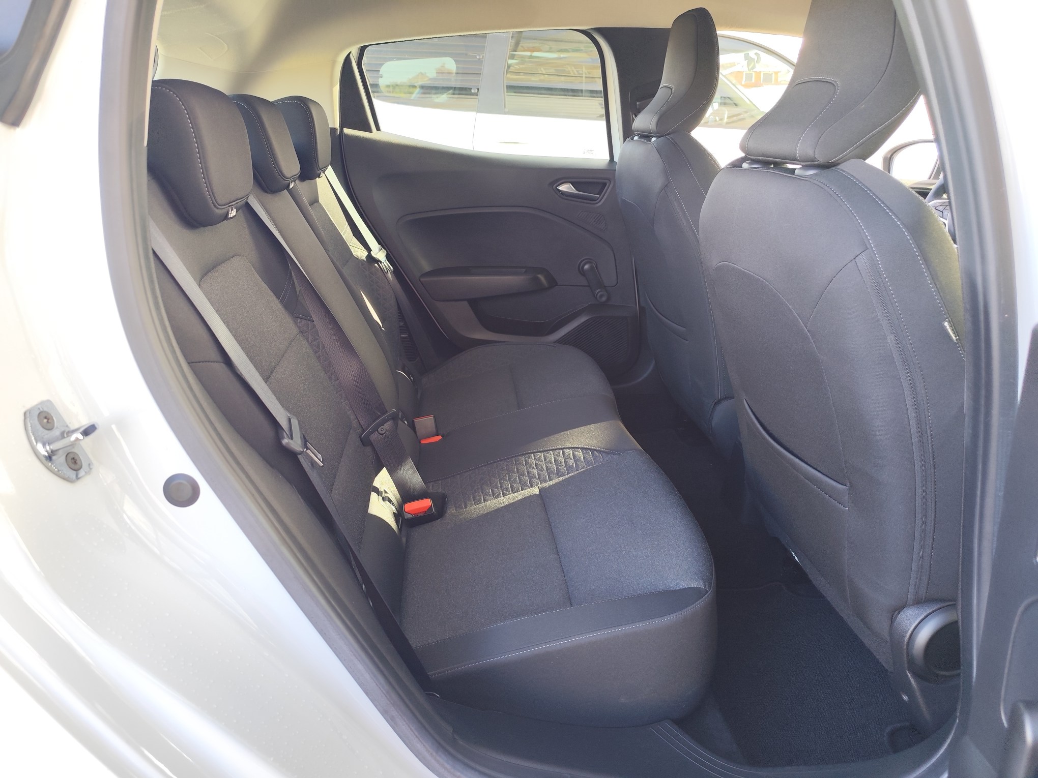 RENAULT CLIO E-TECH HYBRID 1.6 GASOLINA 140 CV 2021 113.000 KM AUTOMATICO