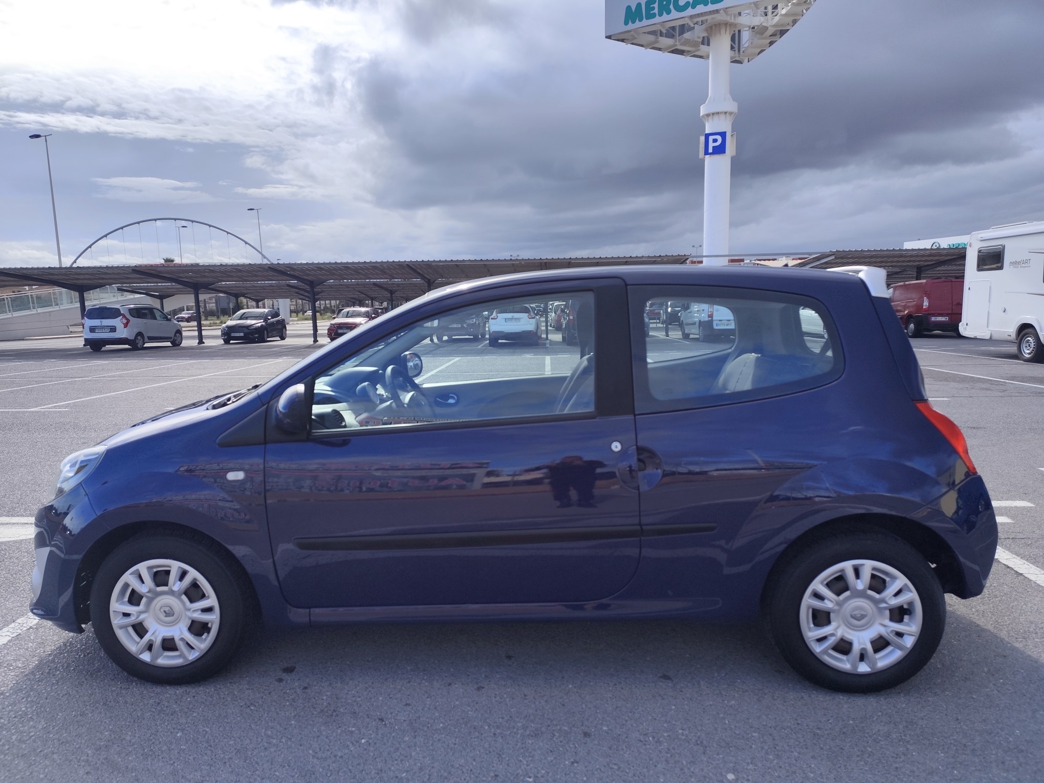 RENAULT TWINGO 1.2 GASOLINA 75 CV SOLO 42.000 KM 2008 MANUAL