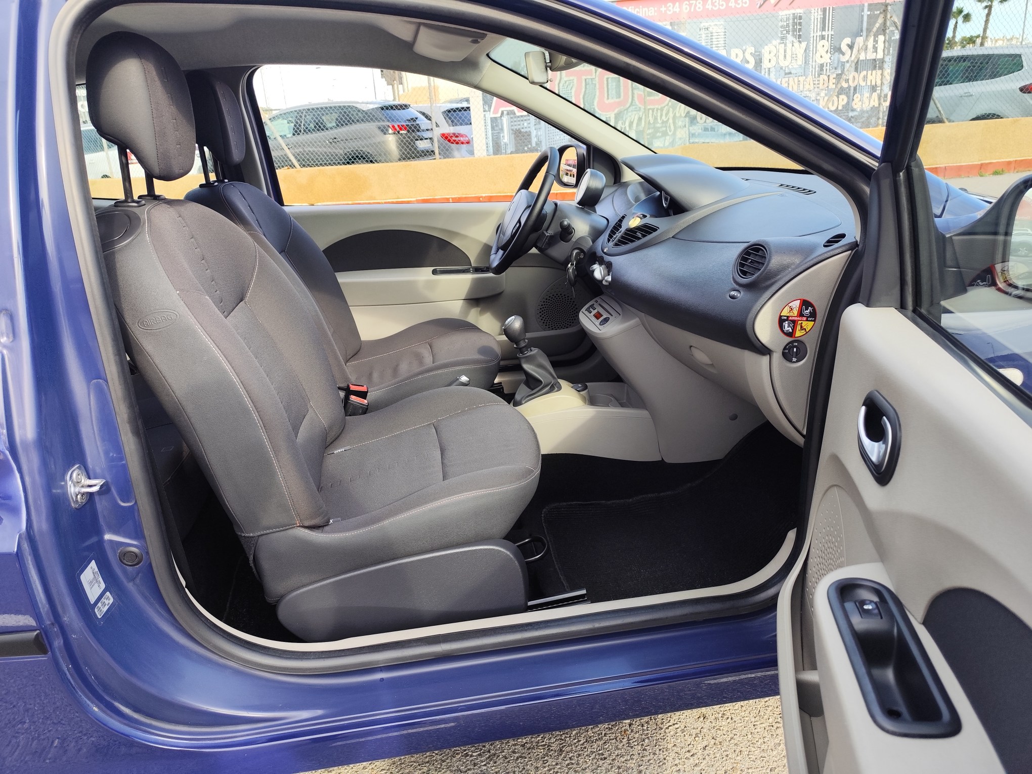 RENAULT TWINGO 1.2 GASOLINA 75 CV SOLO 42.000 KM 2008 MANUAL