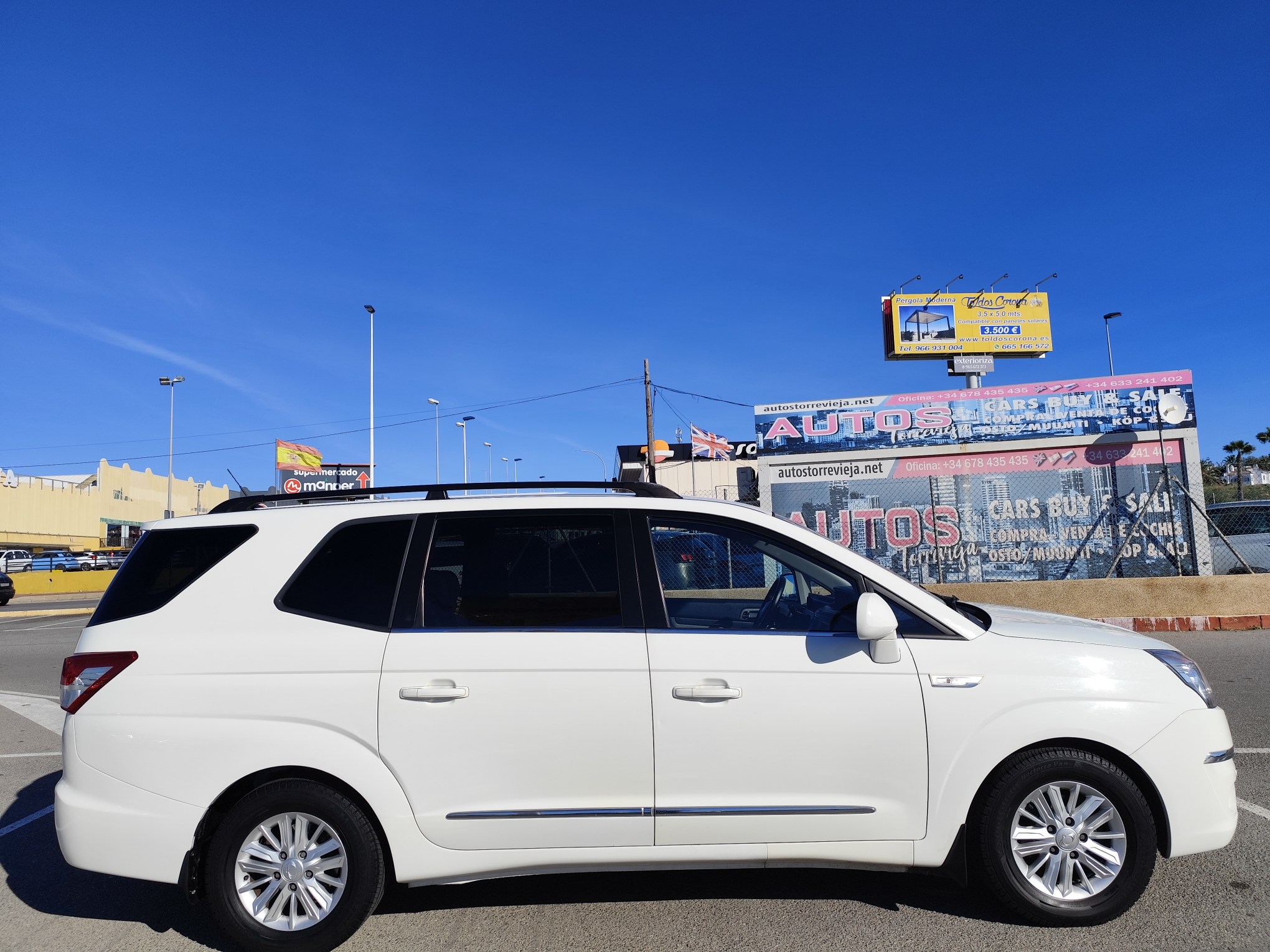 SSANGYONG RODIUS 2.0 DIESEL 155 CV  2015 250.000 KM AUTOMATICO 7 PLAZAS