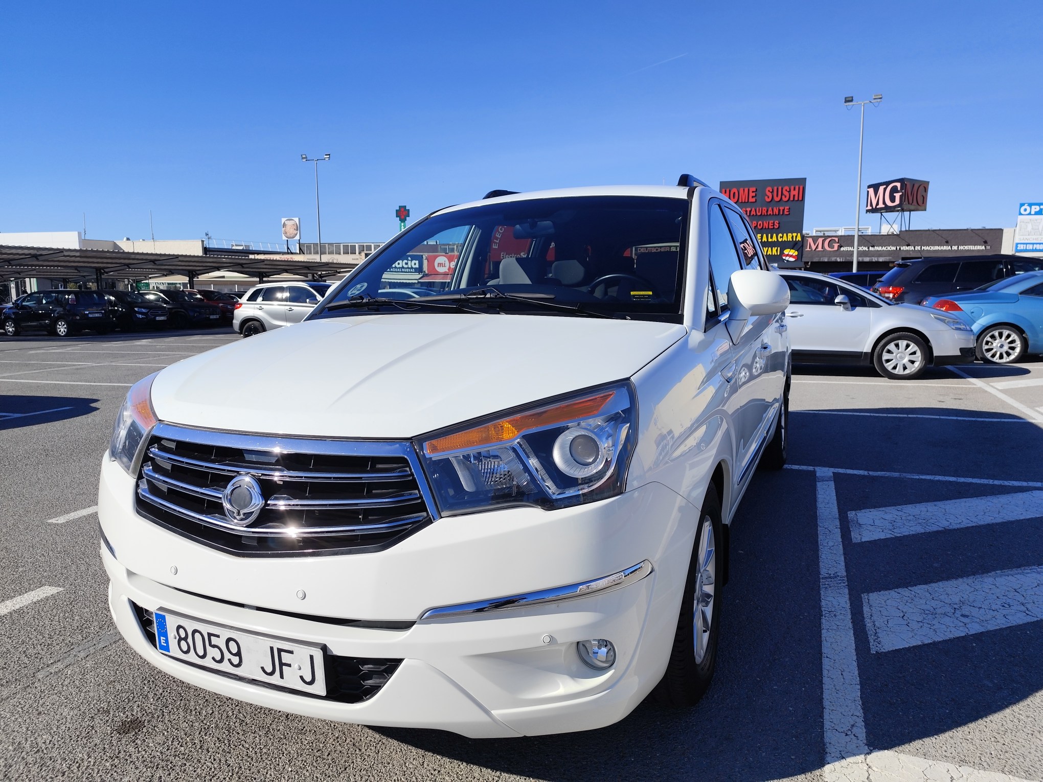 SSANGYONG RODIUS 2.0 DIESEL 155 CV  2015 250.000 KM AUTOMATICO 7 PLAZAS