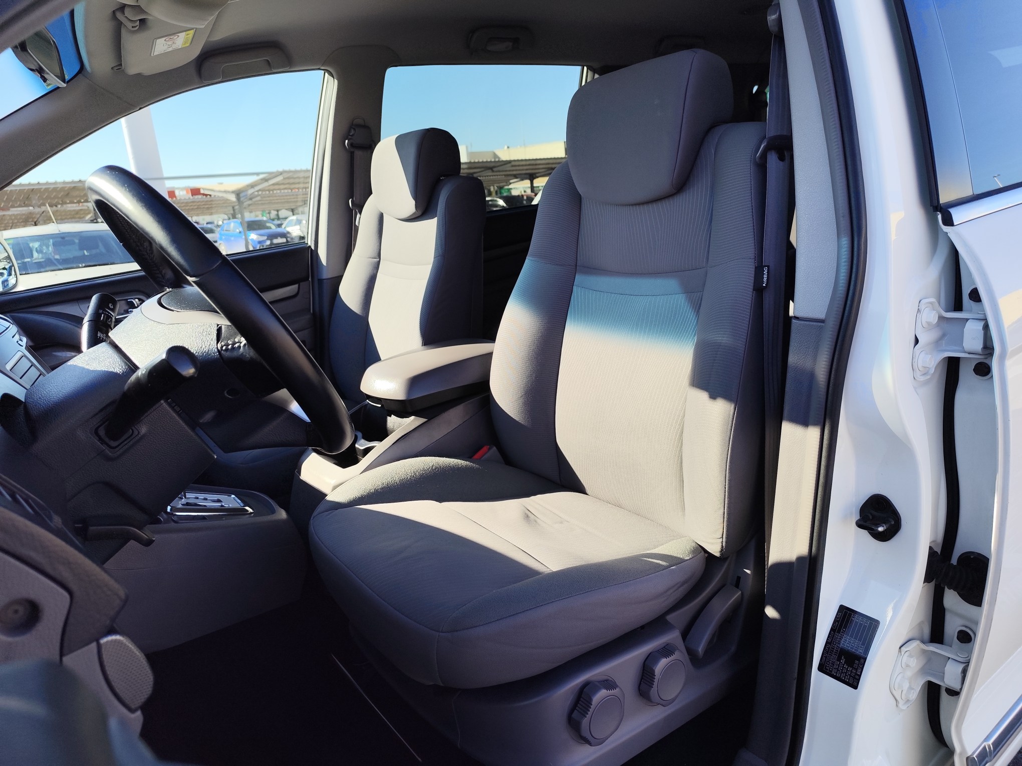 SSANGYONG RODIUS 2.0 DIESEL 155 CV  2015 250.000 KM AUTOMATICO 7 PLAZAS