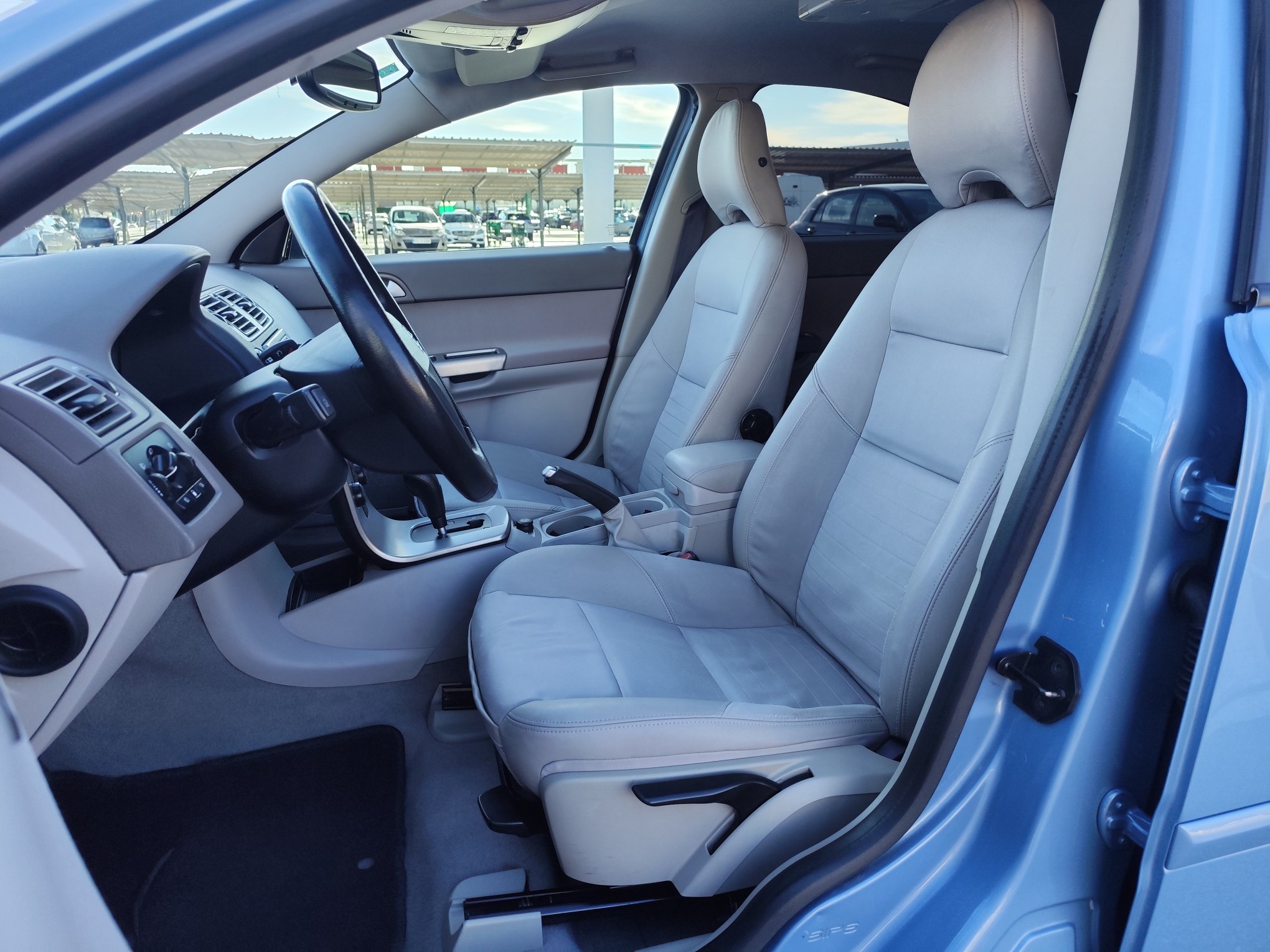 VOLVO S40 2.4 GASOLINA 140 CV 2004 230.000 KM AUTOMATICO