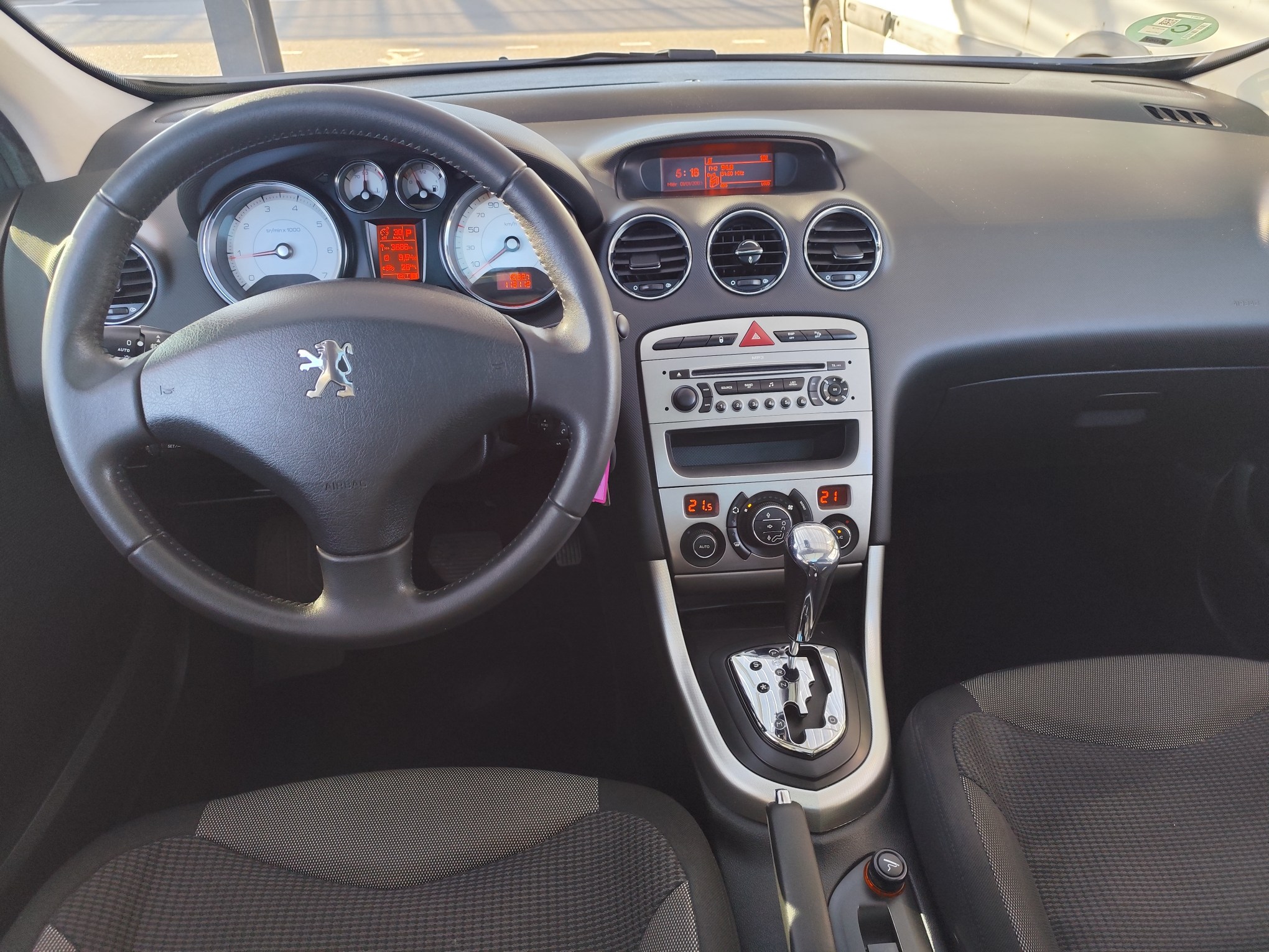 PEUGEOT 308 1.6 GASOLINA 150 CV 113.000 KM 2007 AUTOMATICO