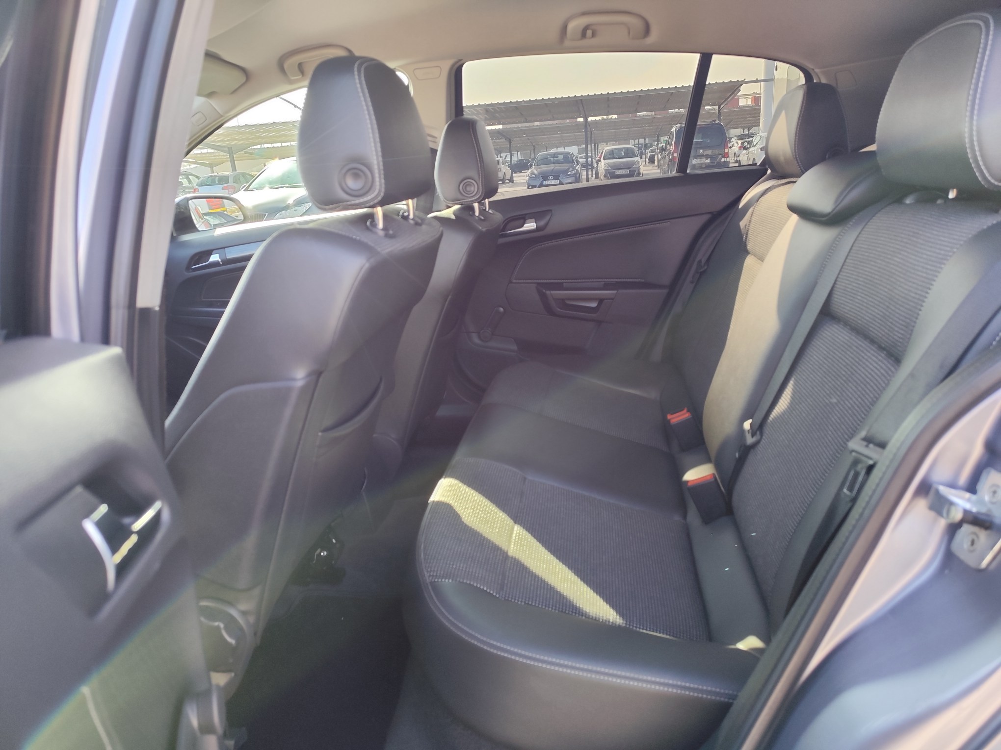 OPEL ASTRA 1.6 GASOLINA 105 CV 2006 154.000 KM AUTOMATICO