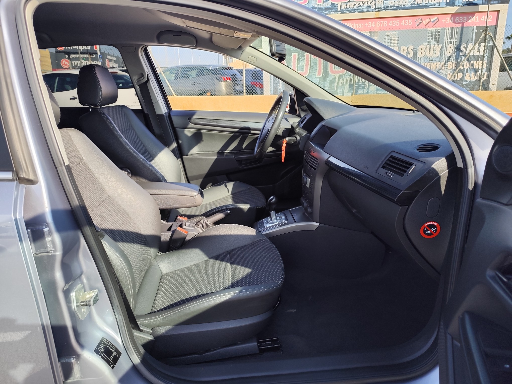 OPEL ASTRA 1.6 GASOLINA 105 CV 2006 154.000 KM AUTOMATICO