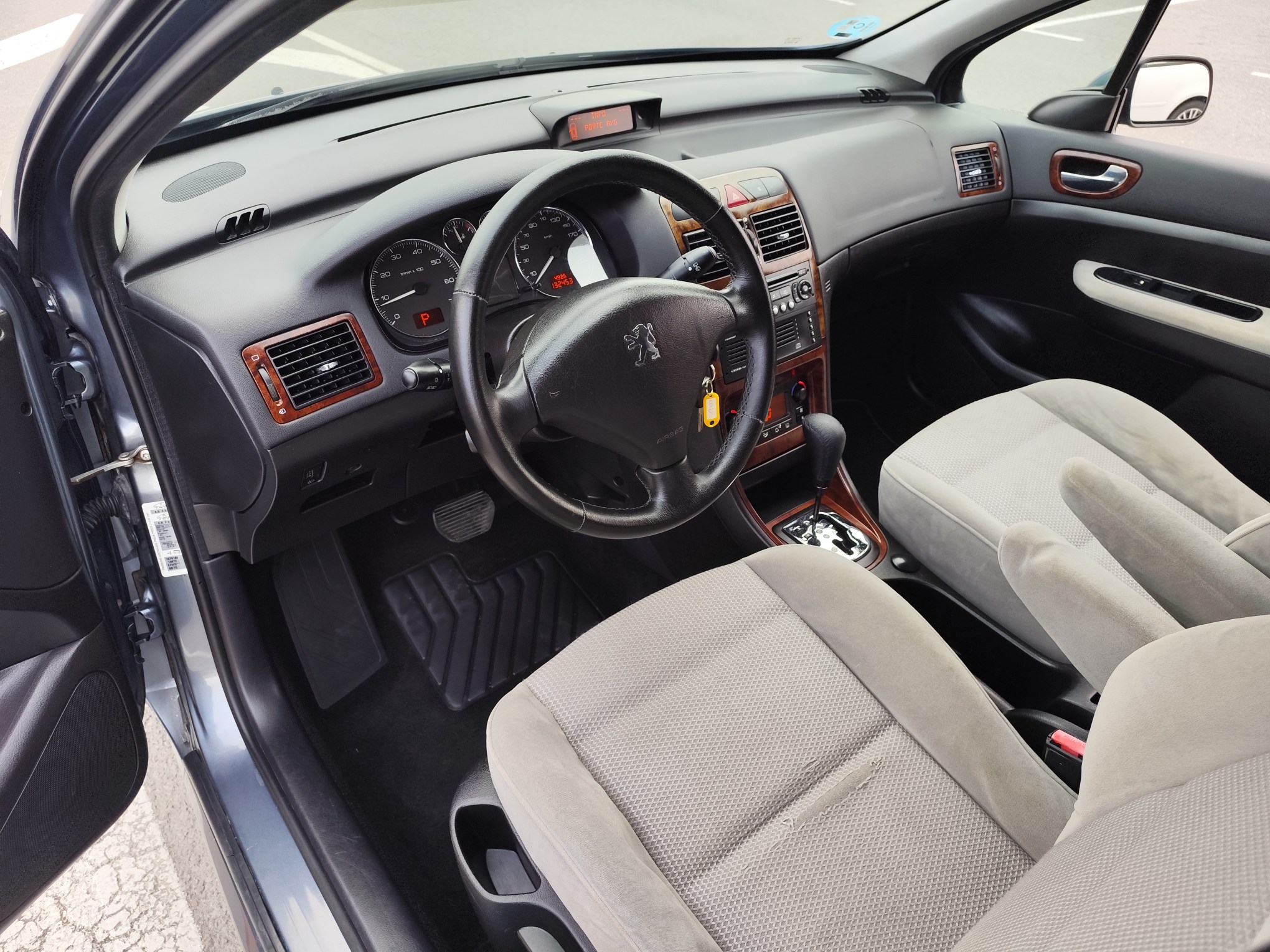 PEUGEOT 307 1.6 GASOLINA 109 CV 132.000 KM 2006 AUTOMATICO