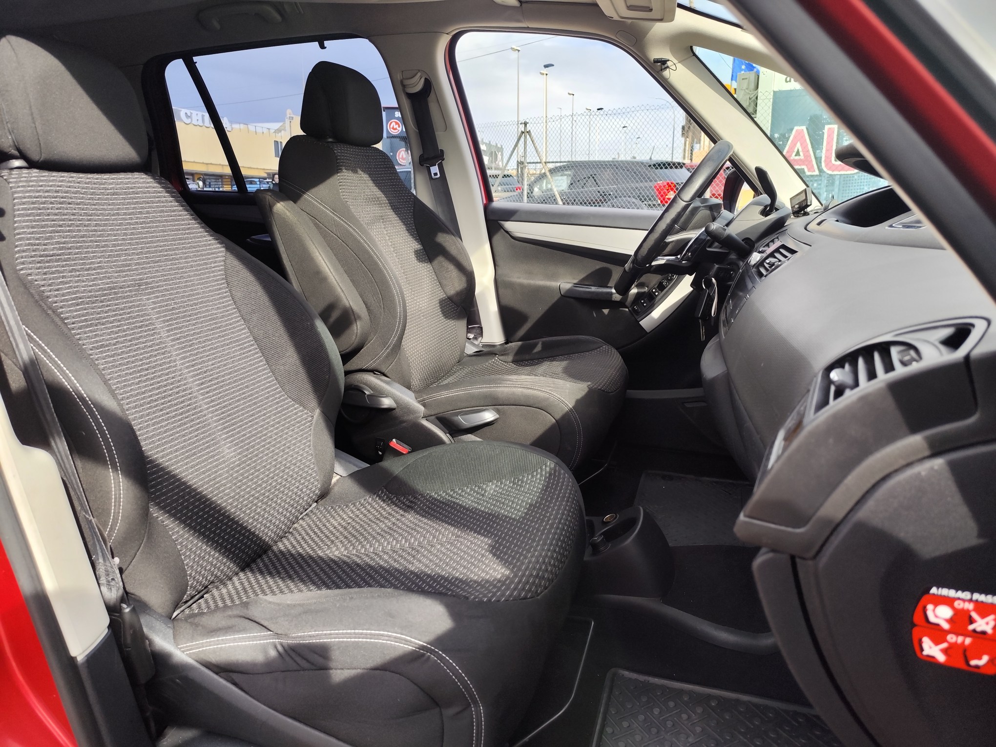 CITROEN C-4 PICASSO 2.0 DIESEL 135 CV 2008 291.000 KM AUTOMATICO 7 PLAZAS