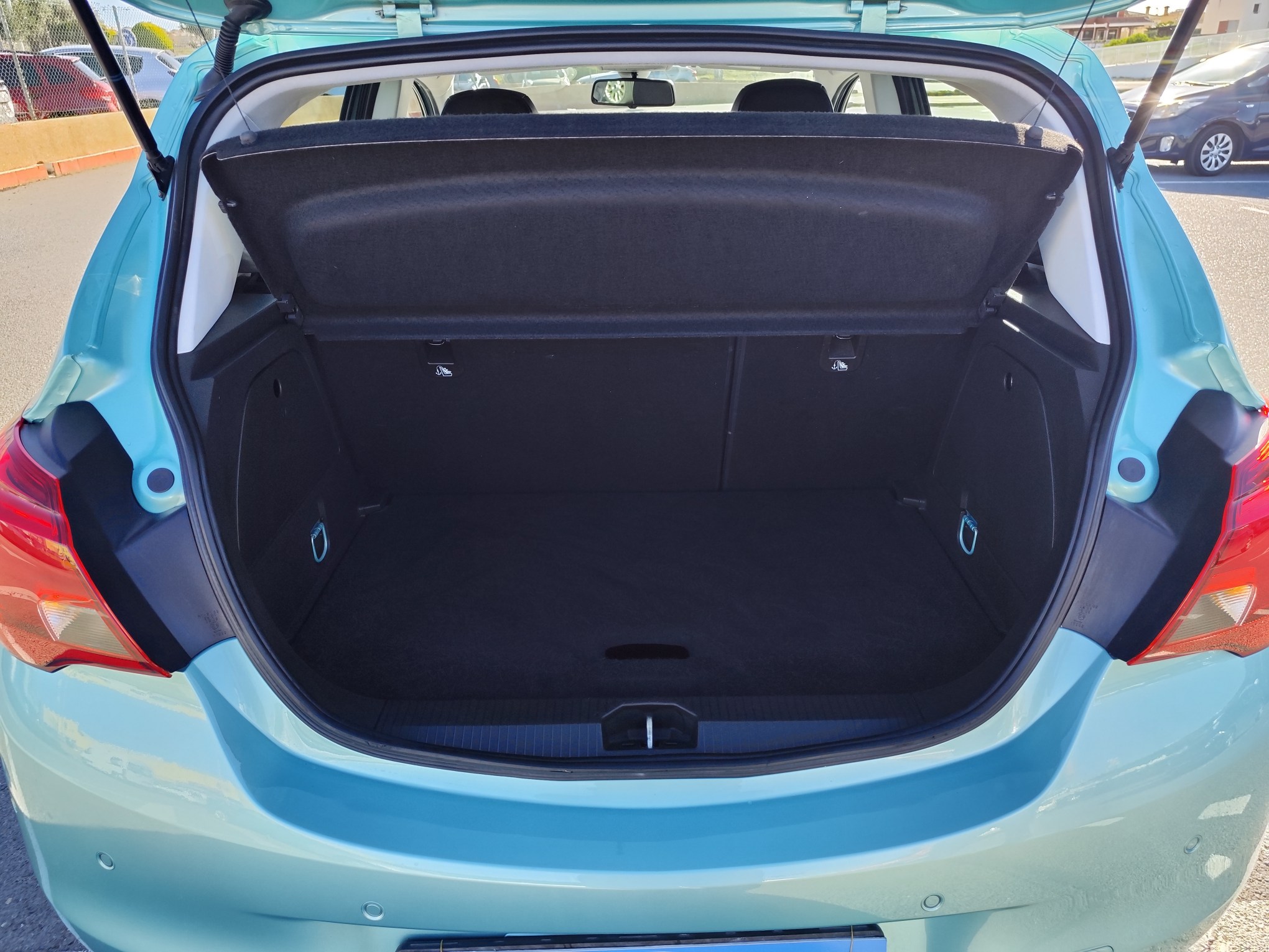 OPEL CORSA 1.4 GASOLINA 90 CV SOLO 85.000 KM 2015 AUTOMATICO