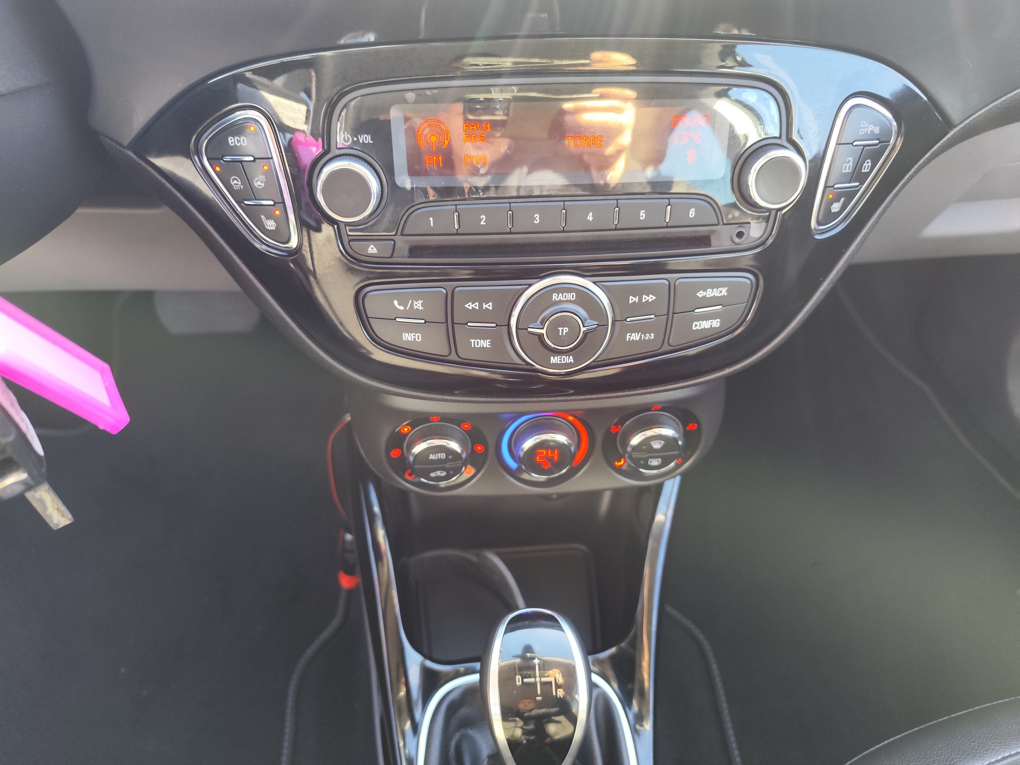 OPEL CORSA 1.4 GASOLINA 90 CV SOLO 85.000 KM 2015 AUTOMATICO