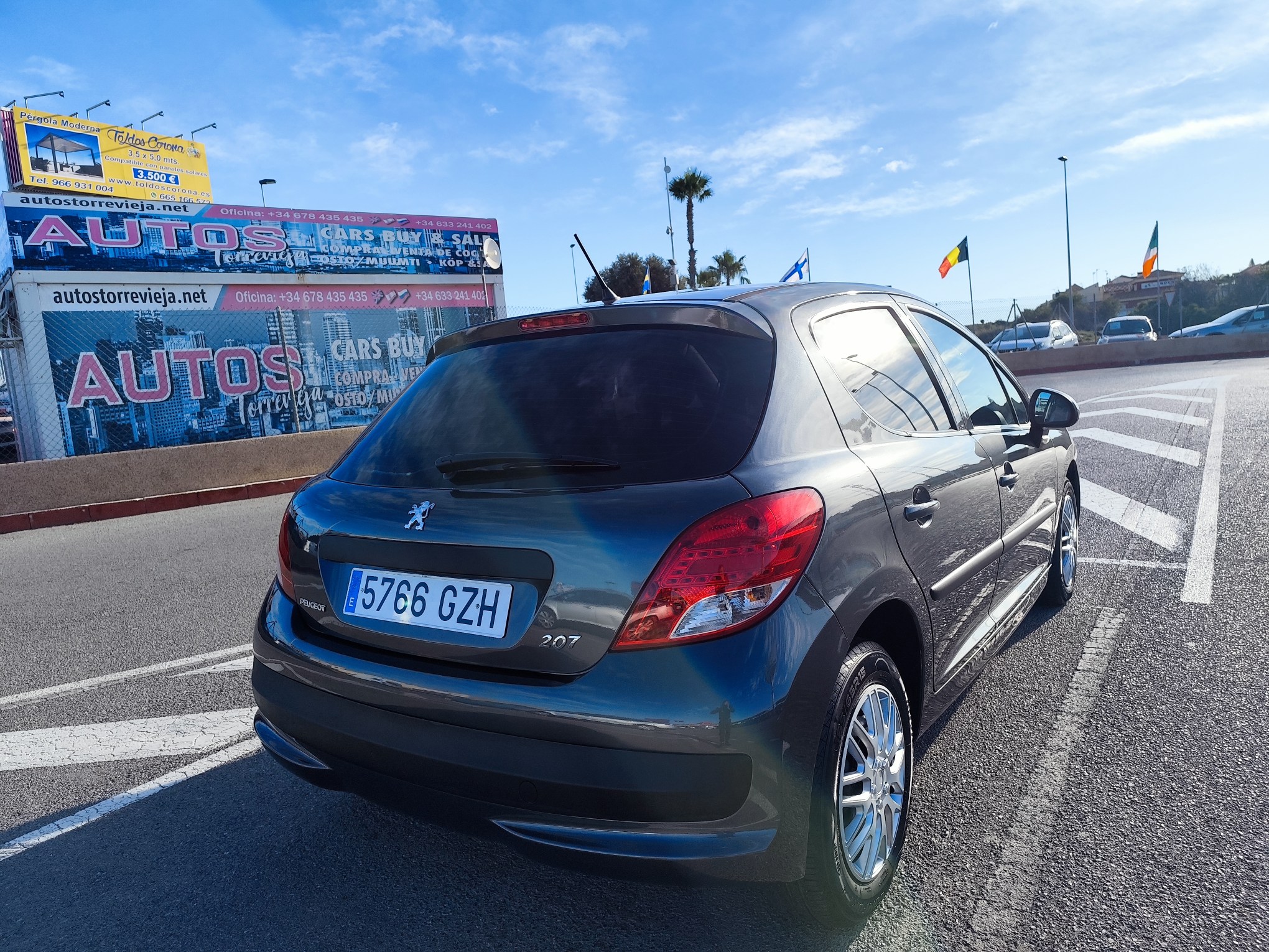 PEUGEOT 207 1.4 GASOLINA 73 CV 2010 143.000 KM MANUAL