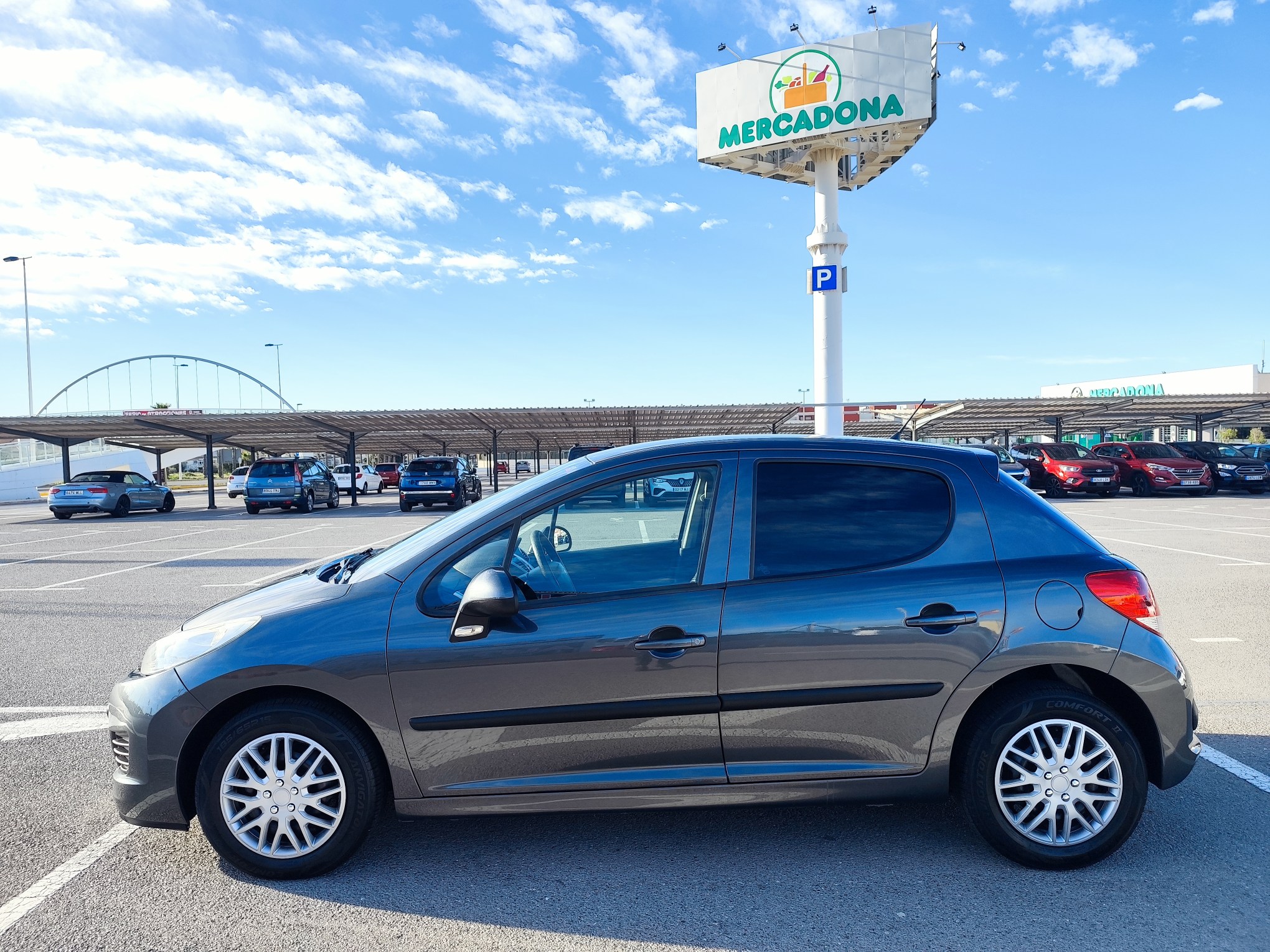 PEUGEOT 207 1.4 GASOLINA 73 CV 2010 143.000 KM MANUAL
