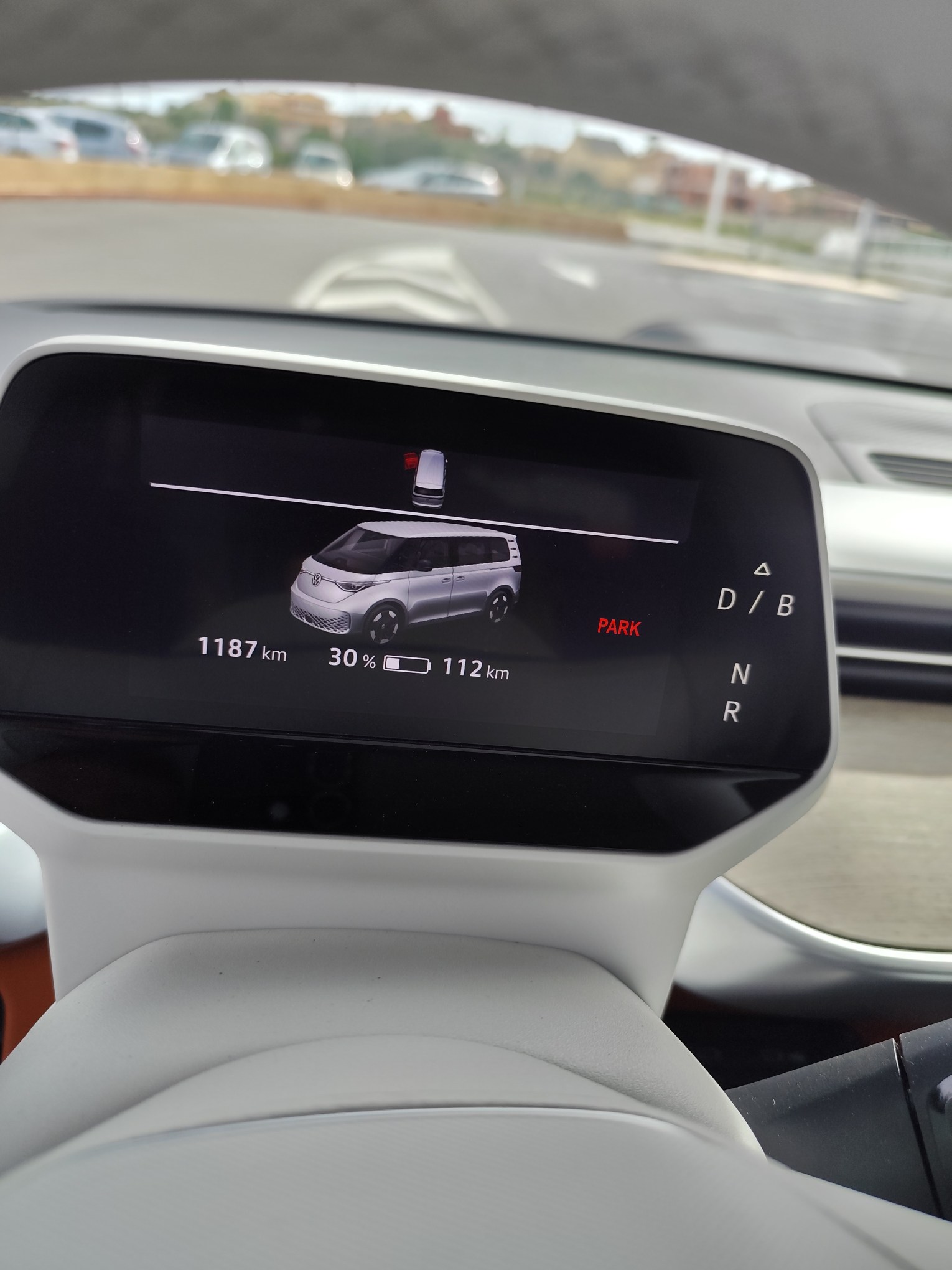 VOLKSWAGEN ID.BUZZ PRO 150 KW ELECTRICO 204 CV 2024 SOLO 1.100 KM AUTOMATICO