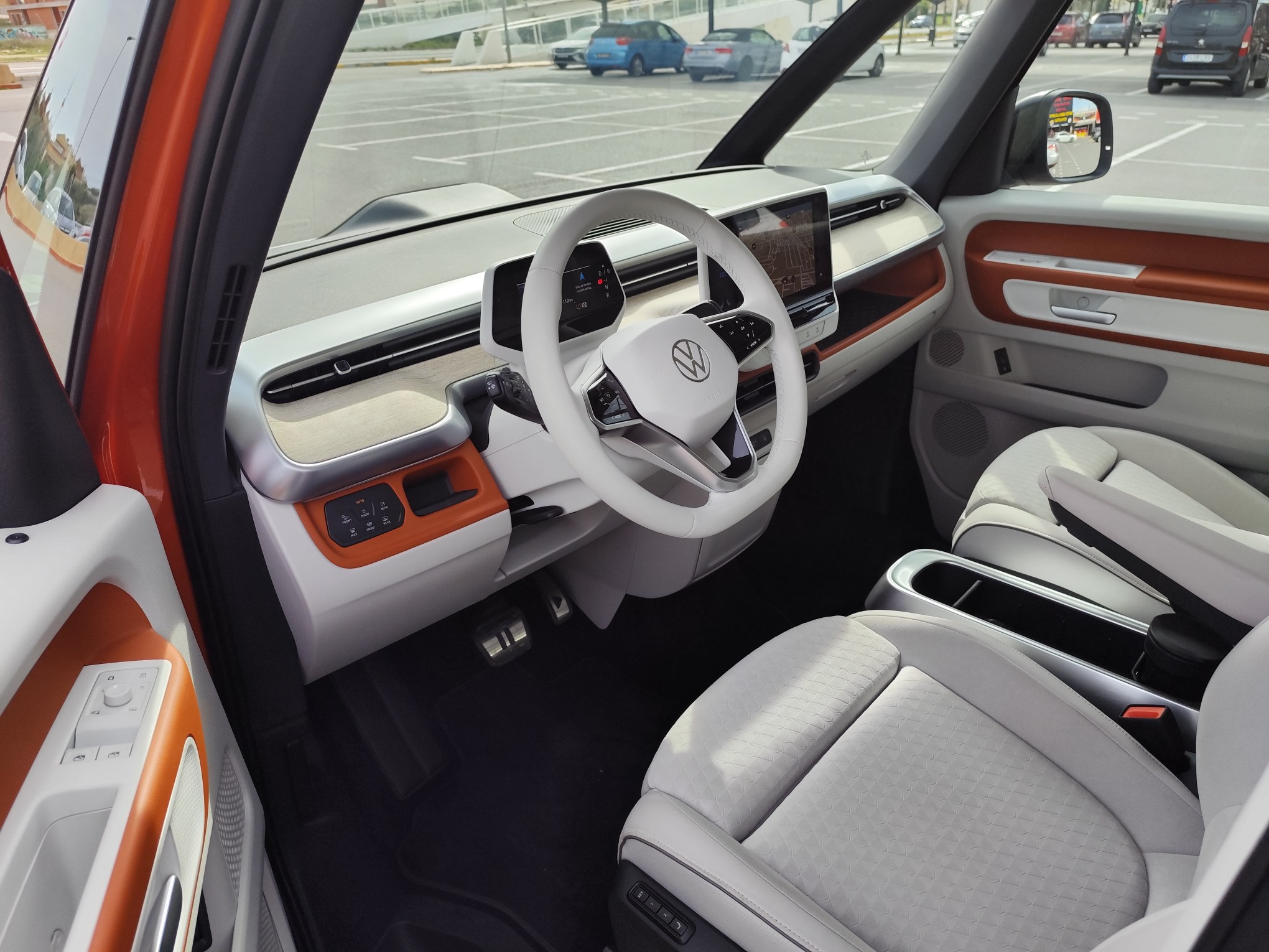 VOLKSWAGEN ID.BUZZ PRO 150 KW ELECTRICO 204 CV 2024 SOLO 1.100 KM AUTOMATICO