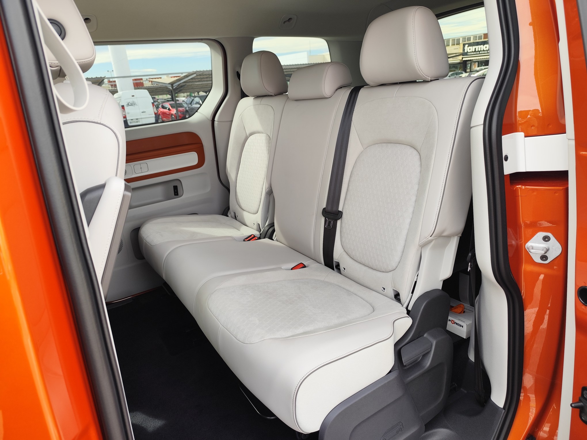 VOLKSWAGEN ID.BUZZ PRO 150 KW ELECTRICO 204 CV 2024 SOLO 1.100 KM AUTOMATICO