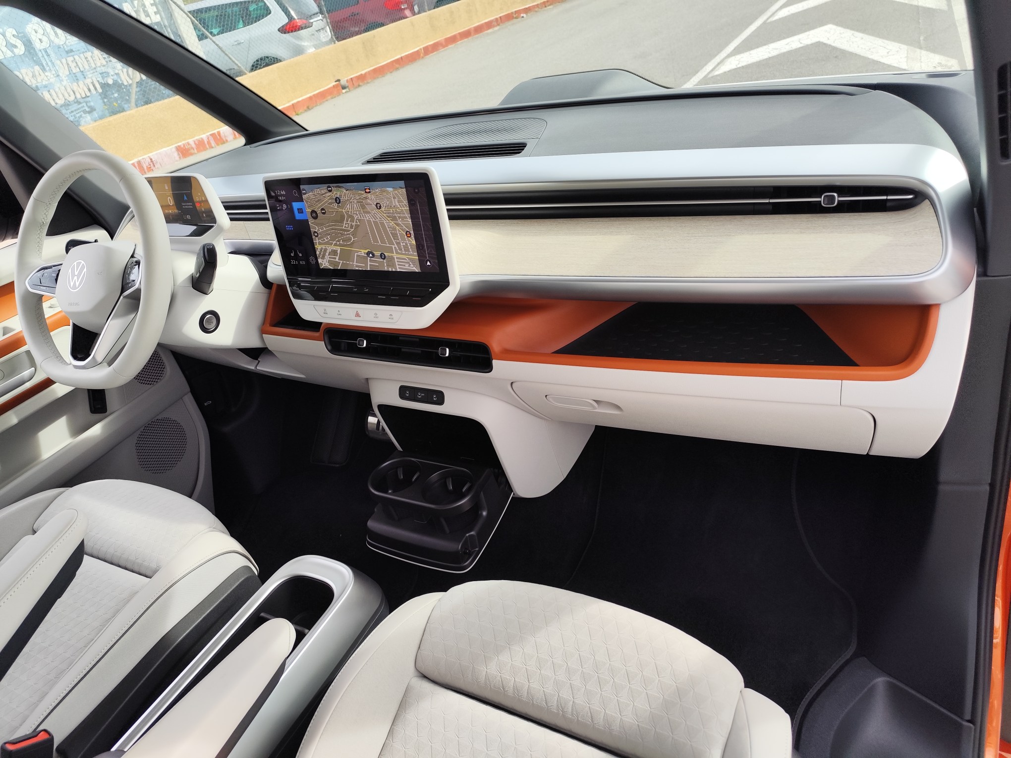 VOLKSWAGEN ID.BUZZ PRO 150 KW ELECTRICO 204 CV 2024 SOLO 1.100 KM AUTOMATICO