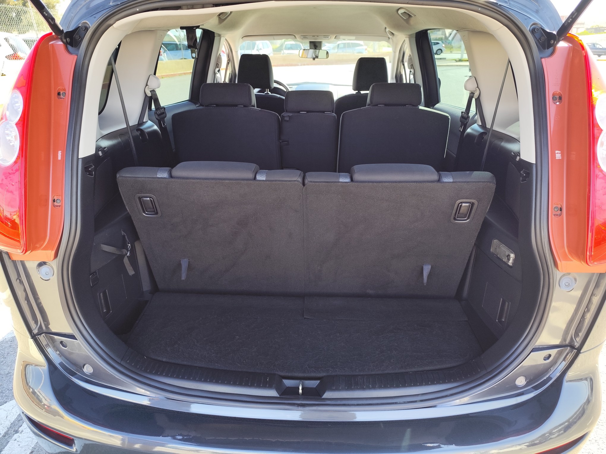 MAZDA 5 2.0 DIESEL 143 CV 2006 247.000 KM  7 PLAZAS MANUAL