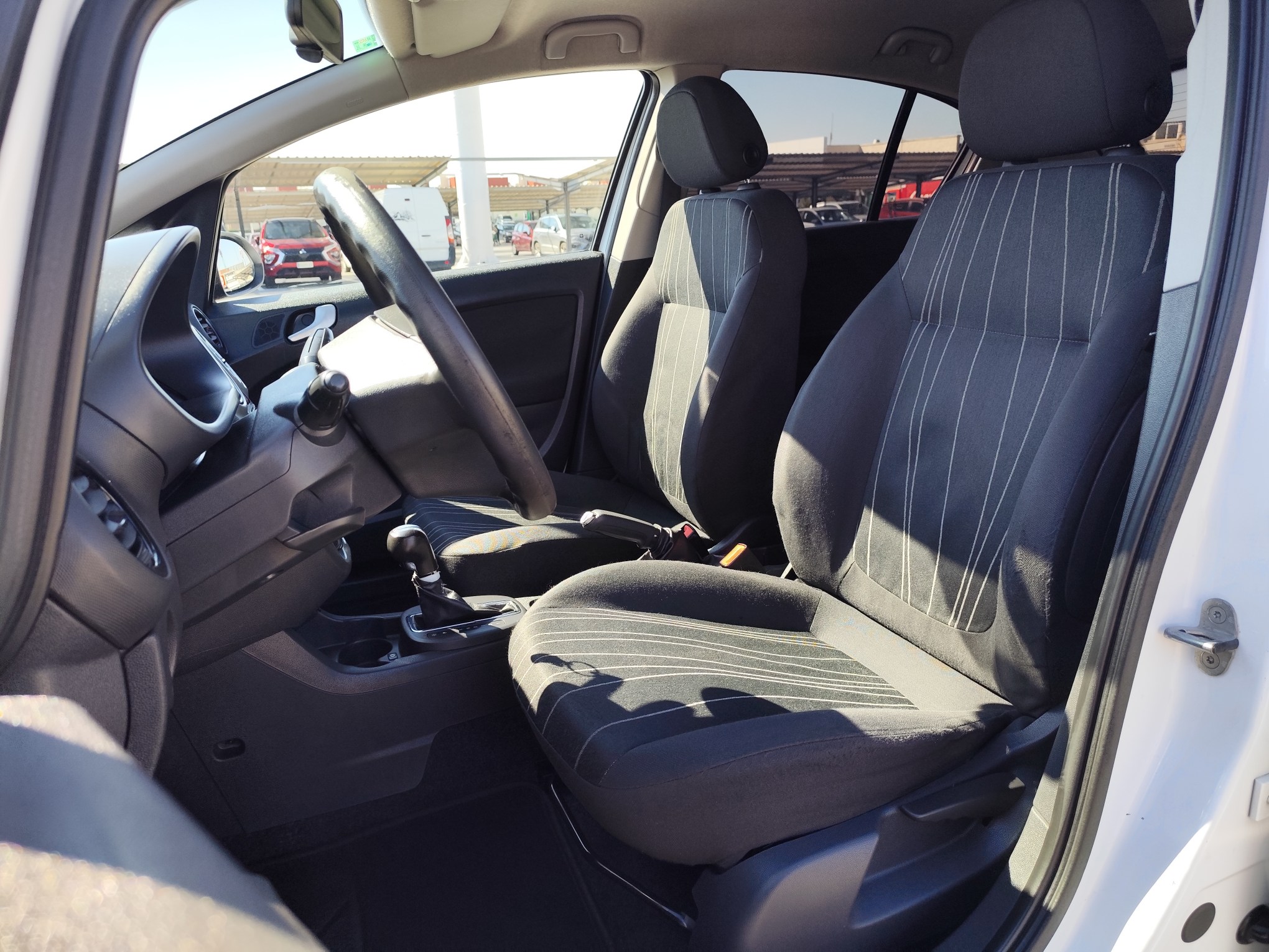 OPEL CORSA 1.4 GASOLINA 90 CV 2009 157.000 KM AUTOMATICO