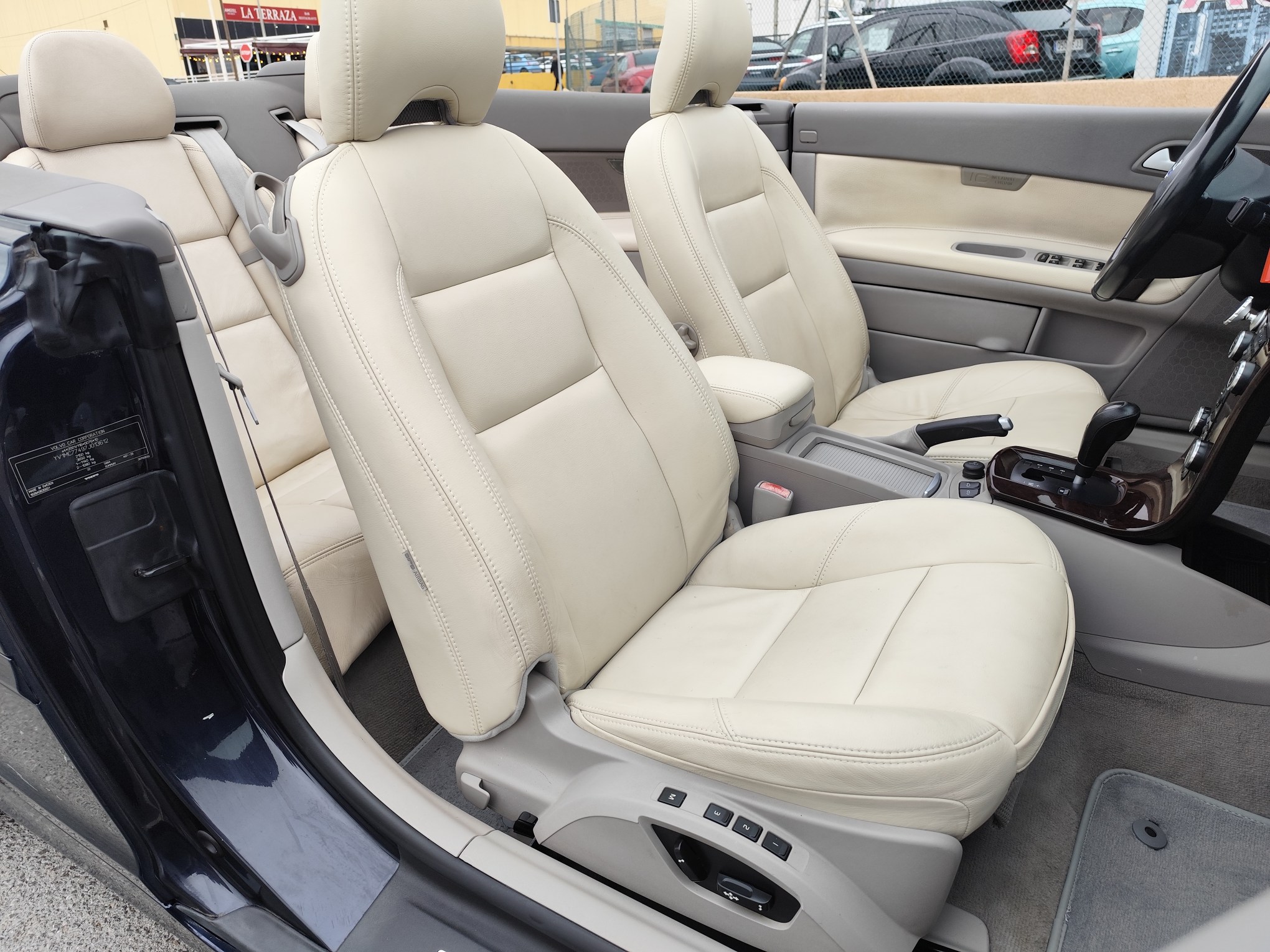 VOLVO C-70 2.4 DIESEL 180 CV 170.000 KM 2007 AUTOMATICO