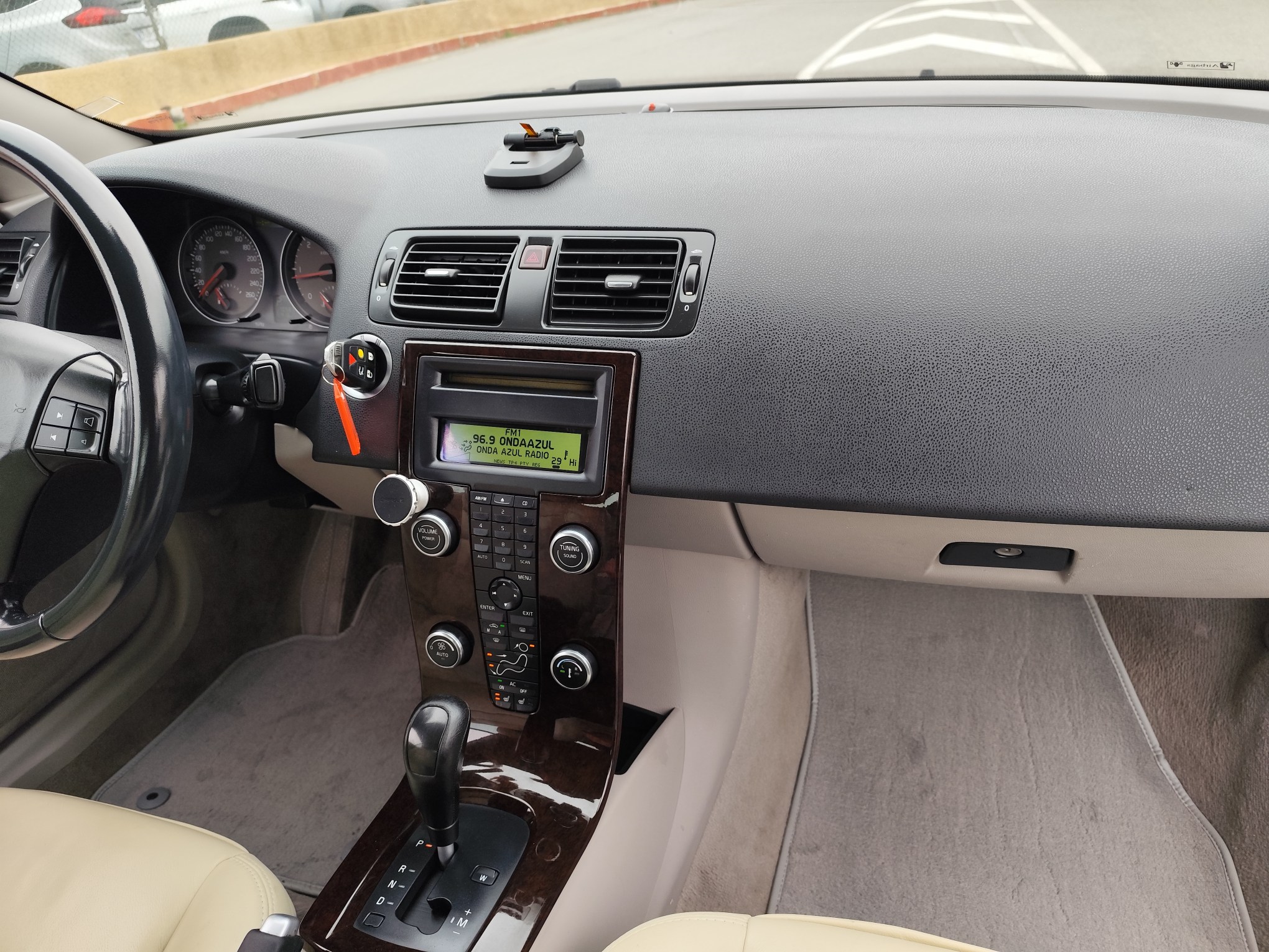 VOLVO C-70 2.4 DIESEL 180 CV 170.000 KM 2007 AUTOMATICO