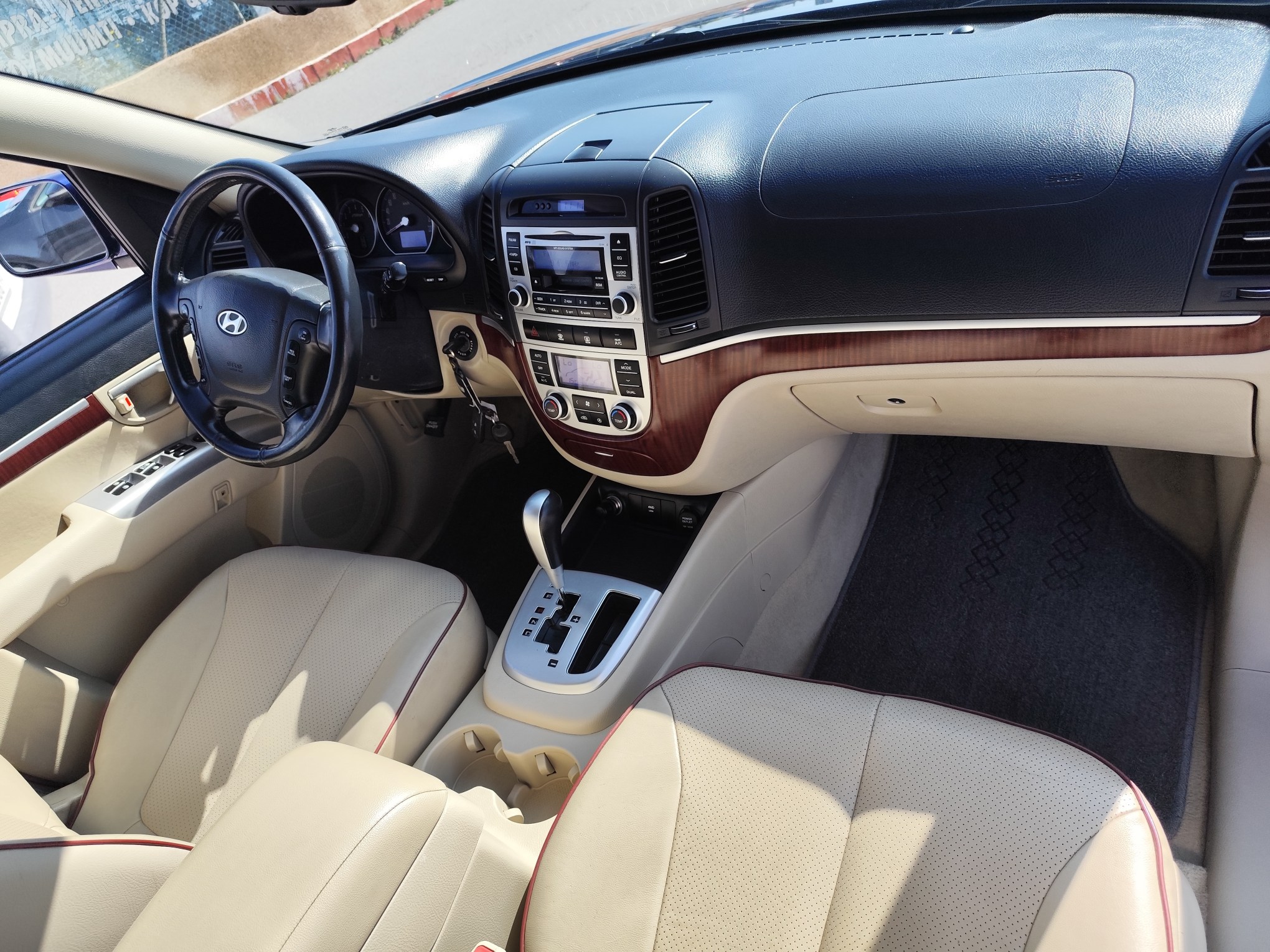 HYUNDAI SANTA FE 2.7 GASOLINA 190 CV 104.000 KM 2008 AUTOMATICO 7 PLAZAS