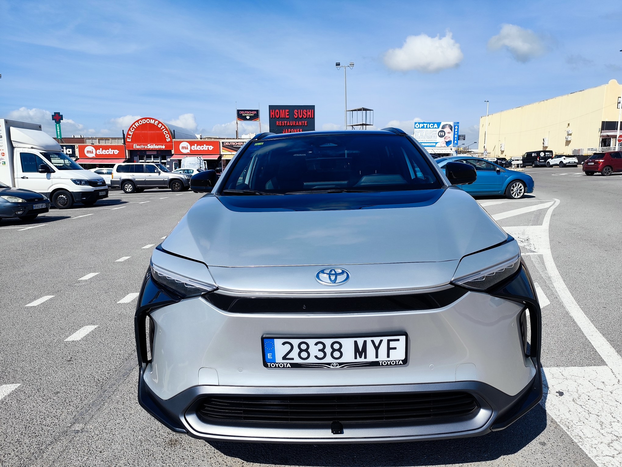 TOYOTA BZ4X 160 KW 218 CV DOBLE MOTOR ELECTRICO 12/2022 SOLO 38.000 KM AUTOMATICO