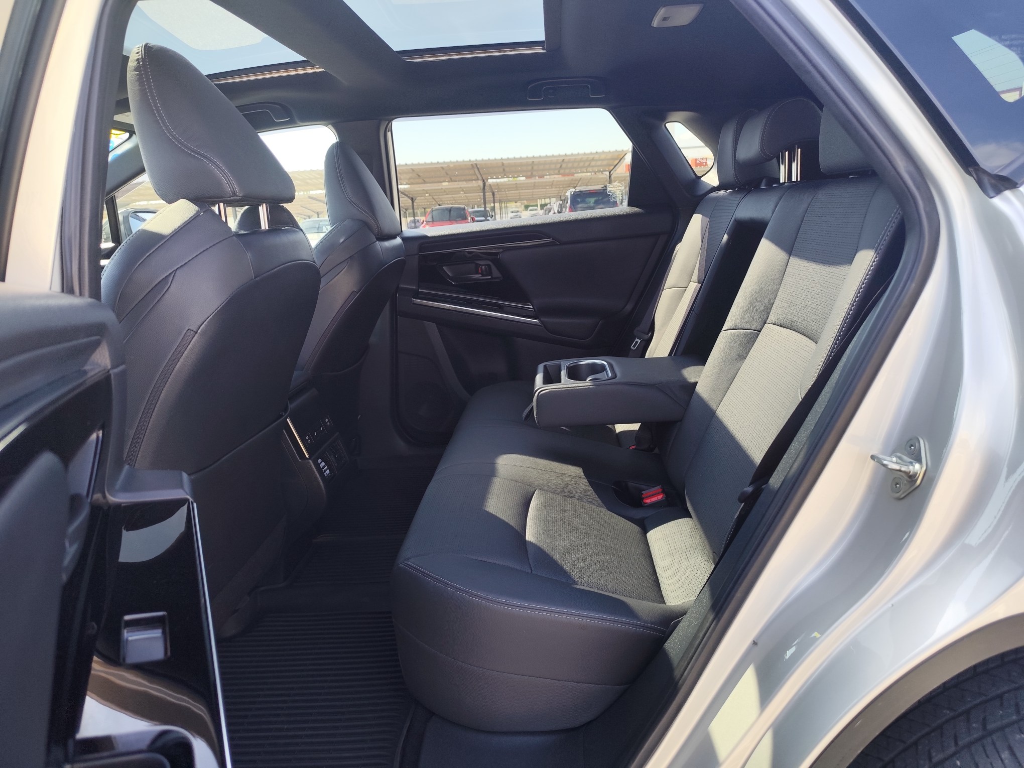 TOYOTA BZ4X 160 KW 218 CV DOBLE MOTOR ELECTRICO 12/2022 SOLO 38.000 KM AUTOMATICO