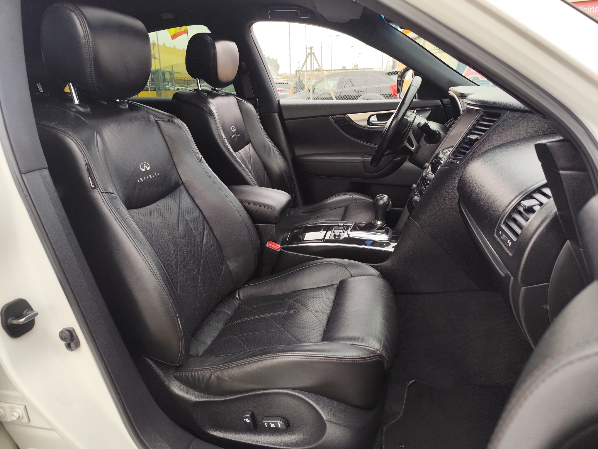 INFINITI FX-37 S 3.7 GASOLINA 320 CV 2009 222.000 KM AUTOMATICO