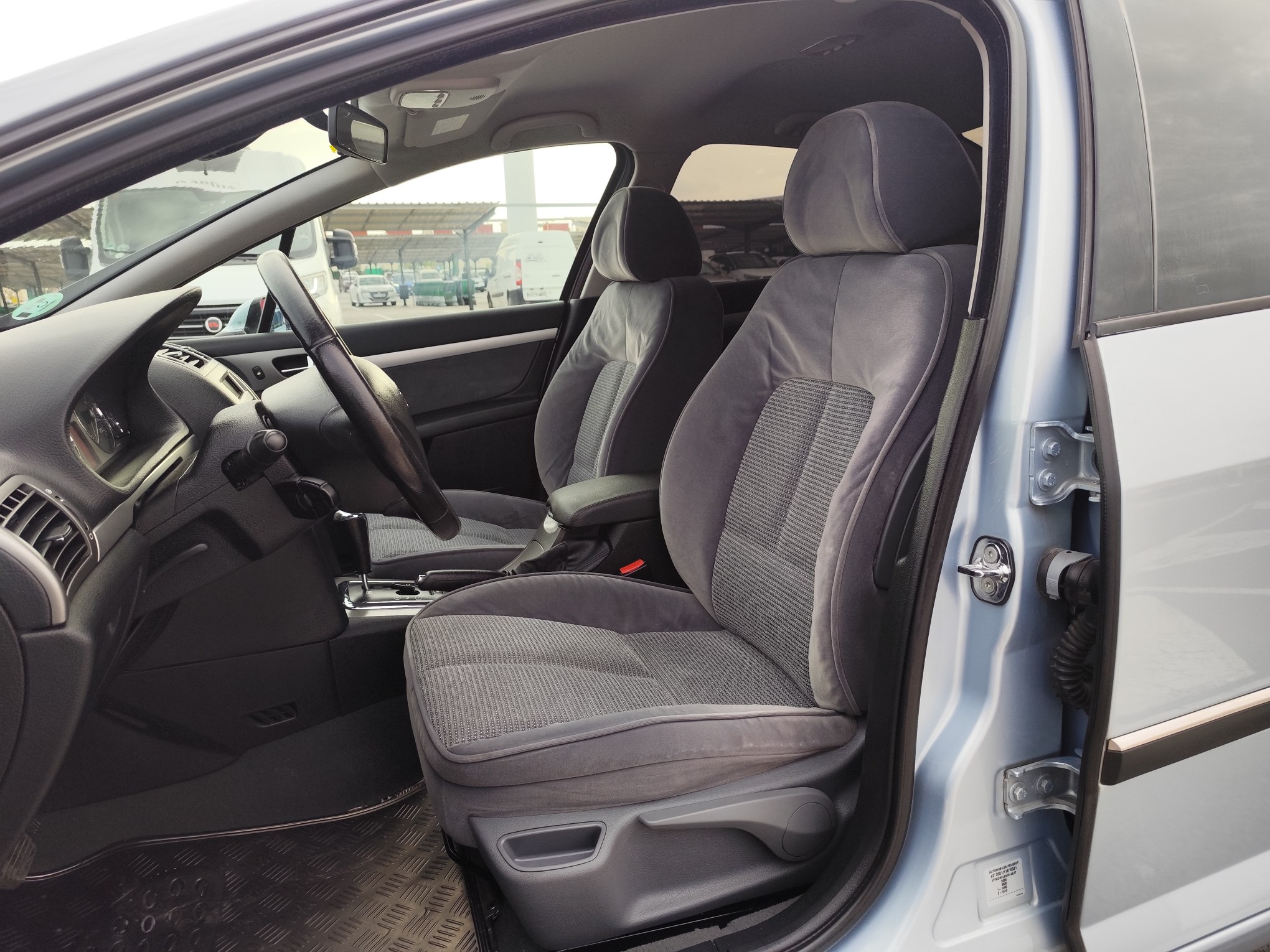 PEUGEOT 407 2.0 GASOLINA 140 CV 2006 160.000 KM AUTOMATICO