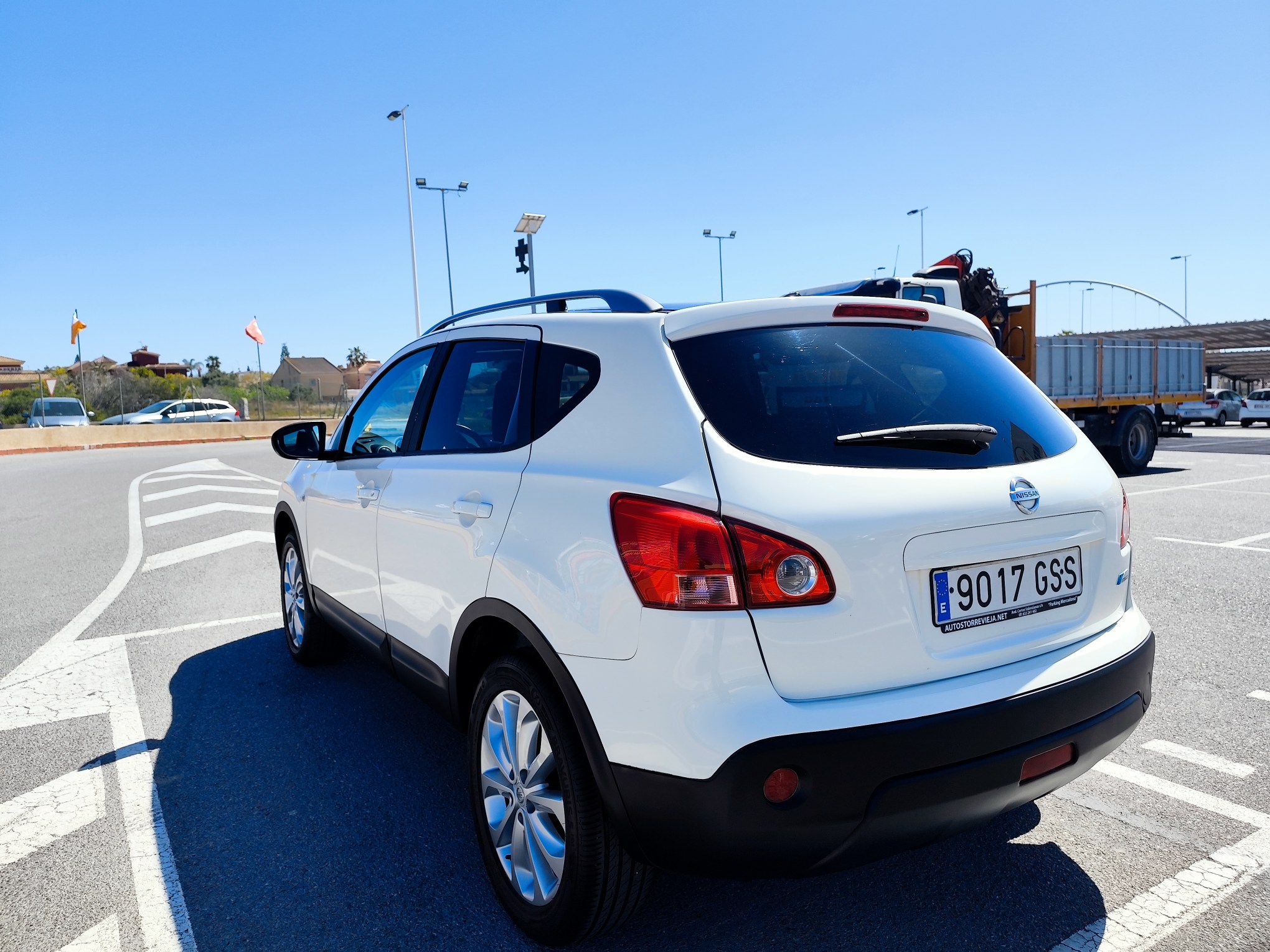 NISSAN QASHQAI 2.0 GASOLINA 140 CV 2010 188.000 KM AUTOMATICO