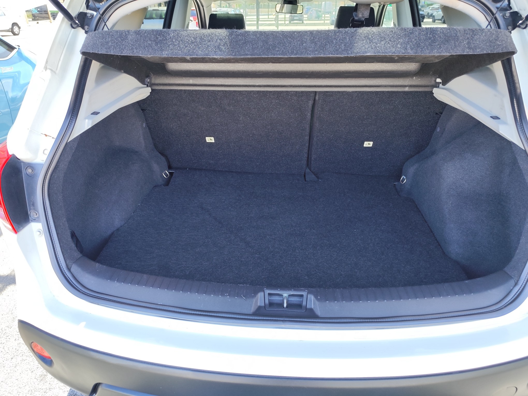 NISSAN QASHQAI 2.0 GASOLINA 140 CV 2010 188.000 KM AUTOMATICO