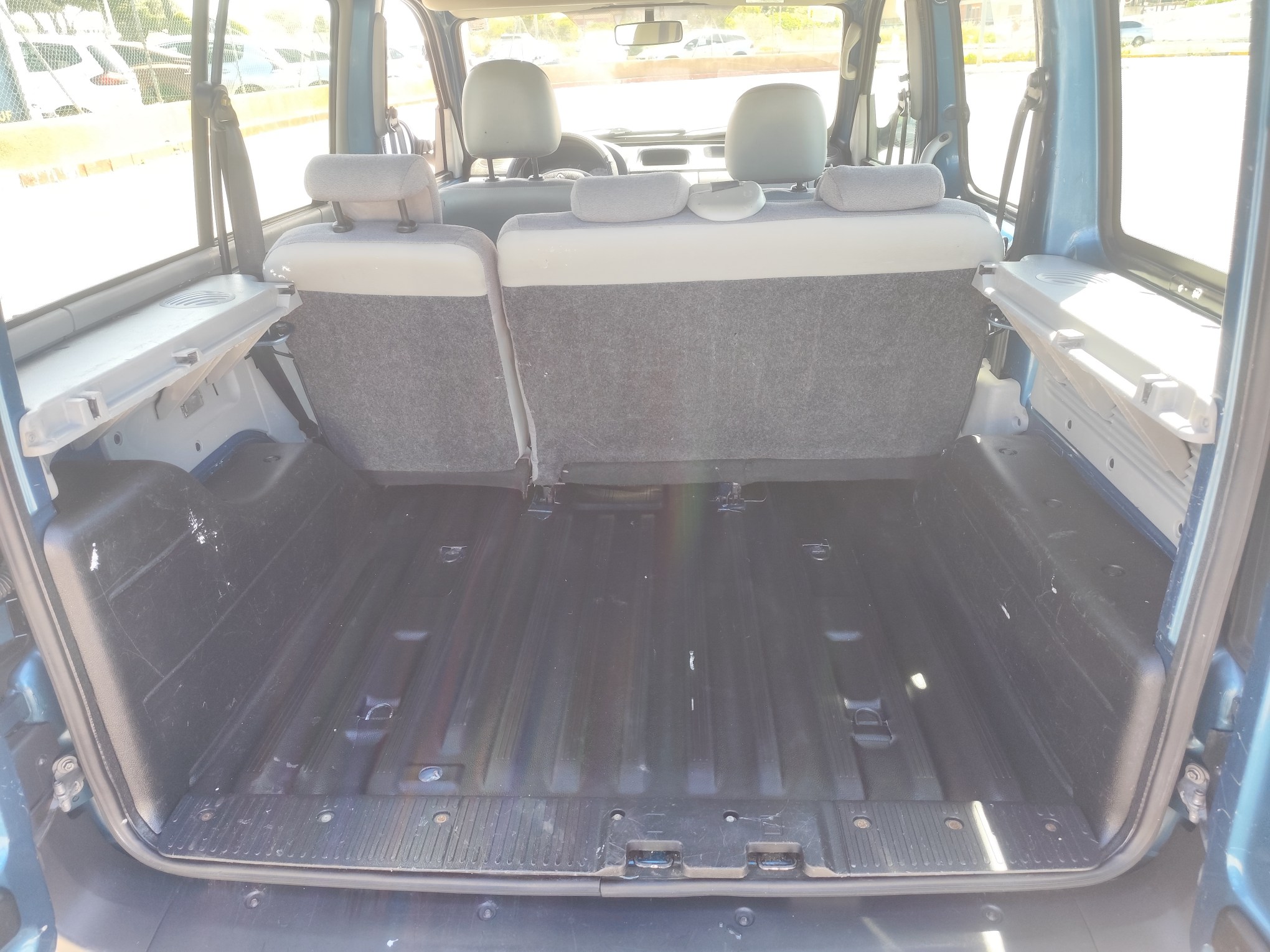 RENAULT KANGOO 1.5 DIESEL 65 CV 2004 270.000 KM MANUAL